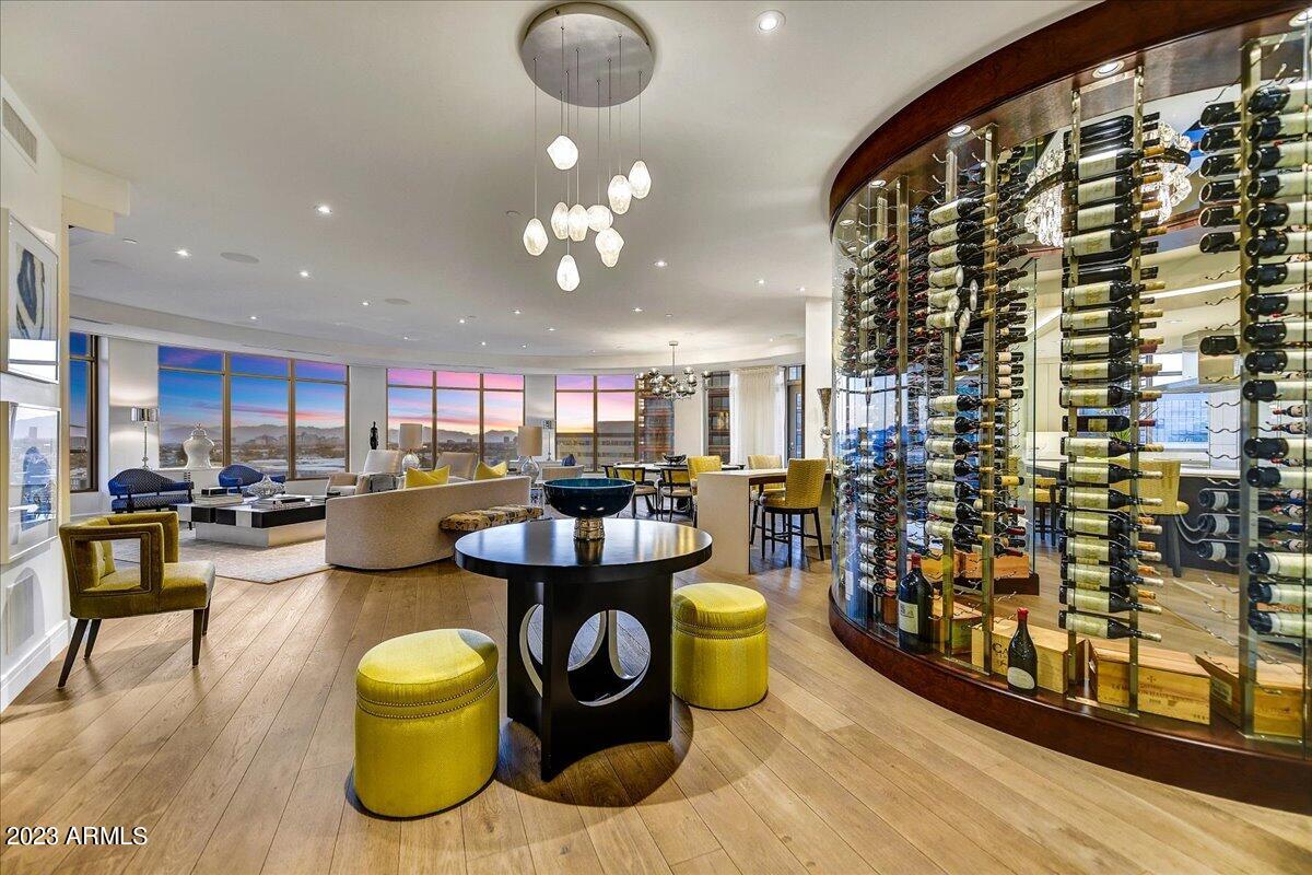 ESPLANADE PLACE CONDOMINIUM AMD - Residential
