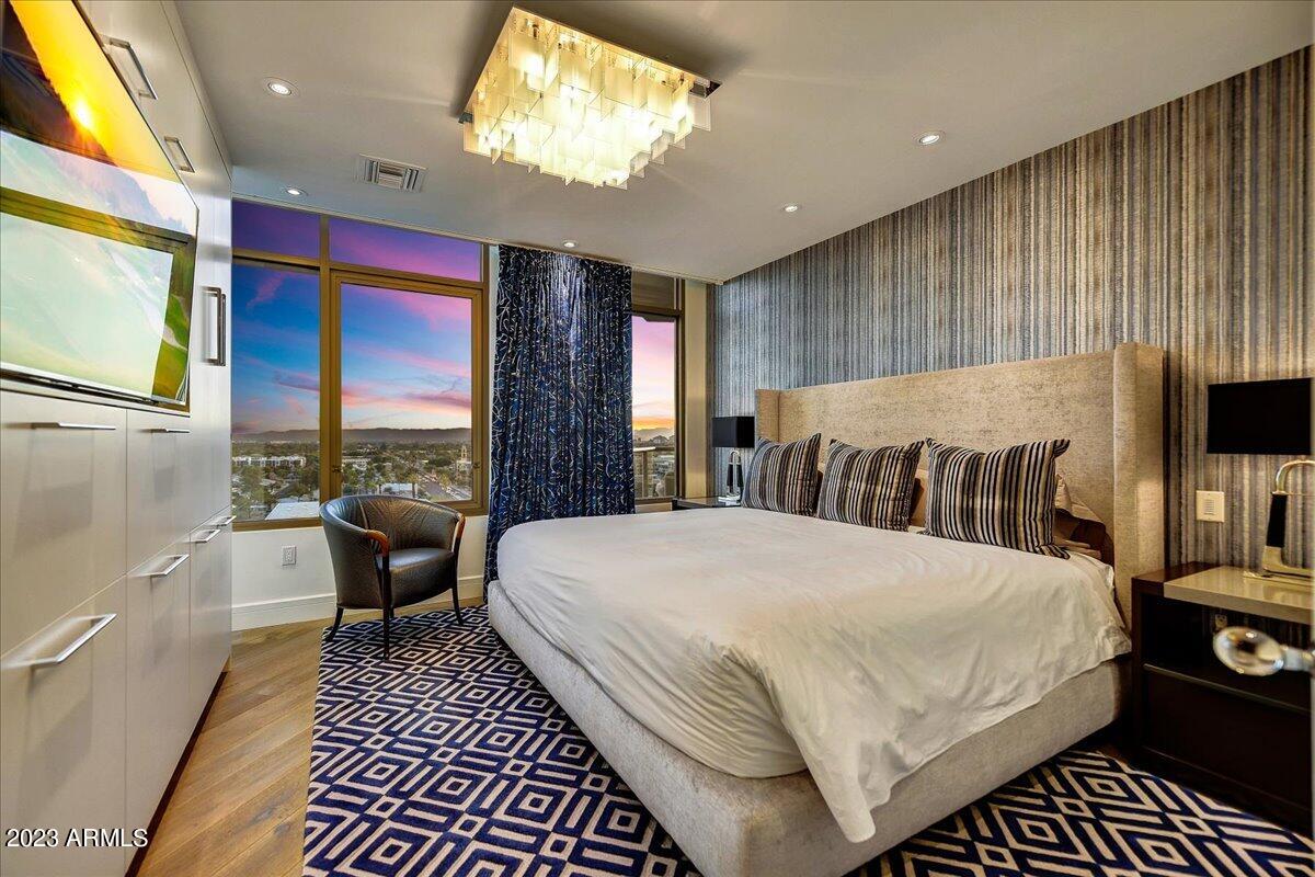 ESPLANADE PLACE CONDOMINIUM AMD - Residential