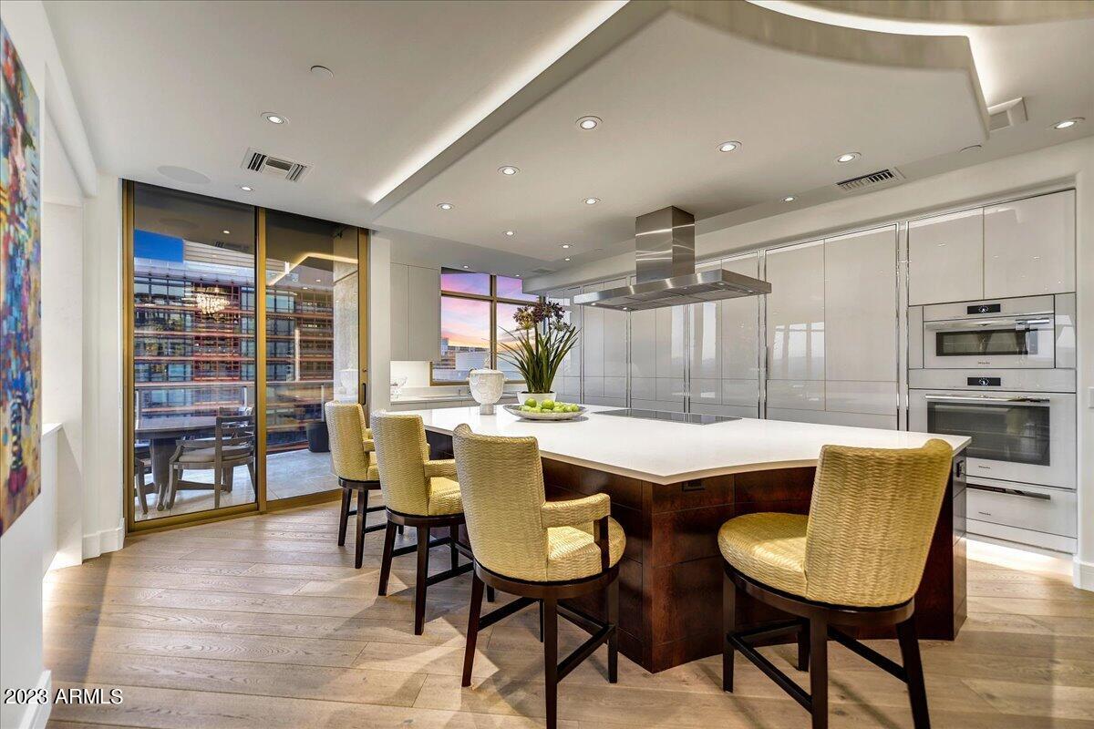 ESPLANADE PLACE CONDOMINIUM AMD - Residential