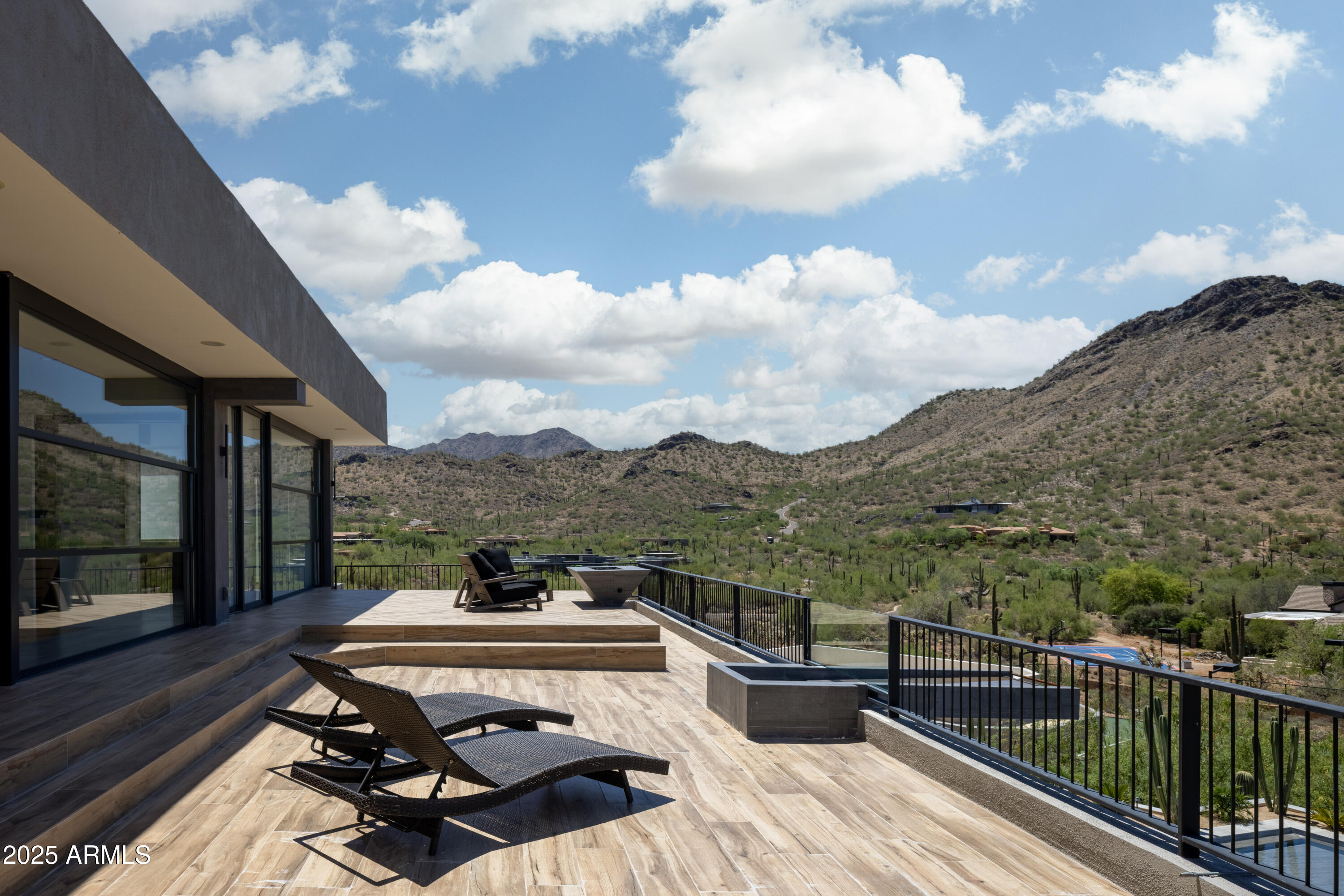 CANYON HEIGHTS - Residential
