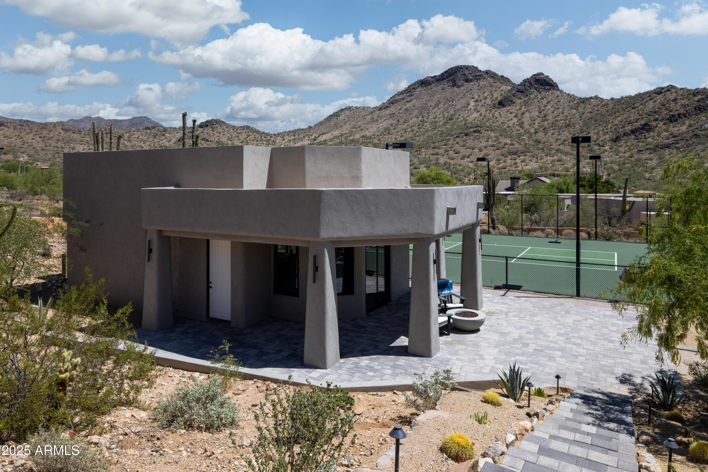 CANYON HEIGHTS - Residential