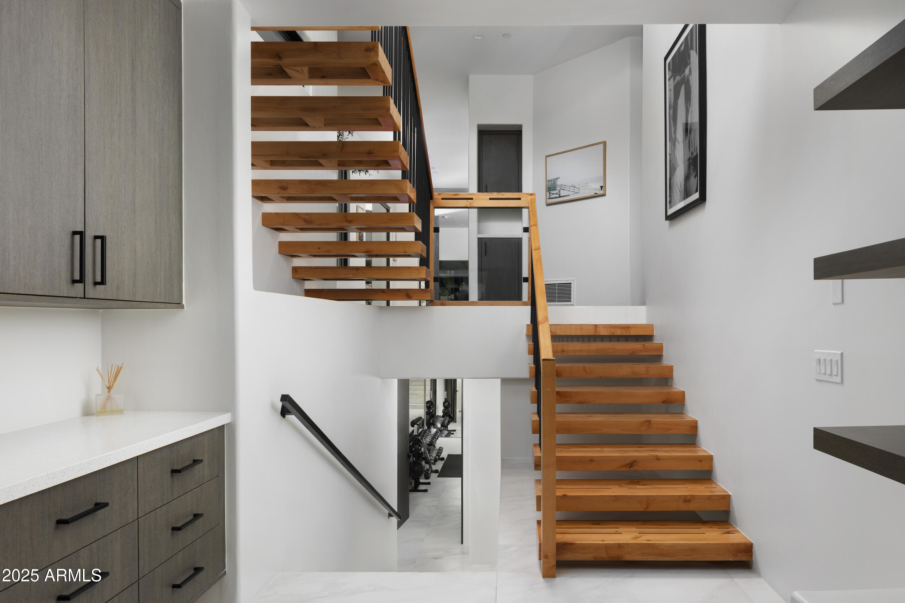 CANYON HEIGHTS - Residential