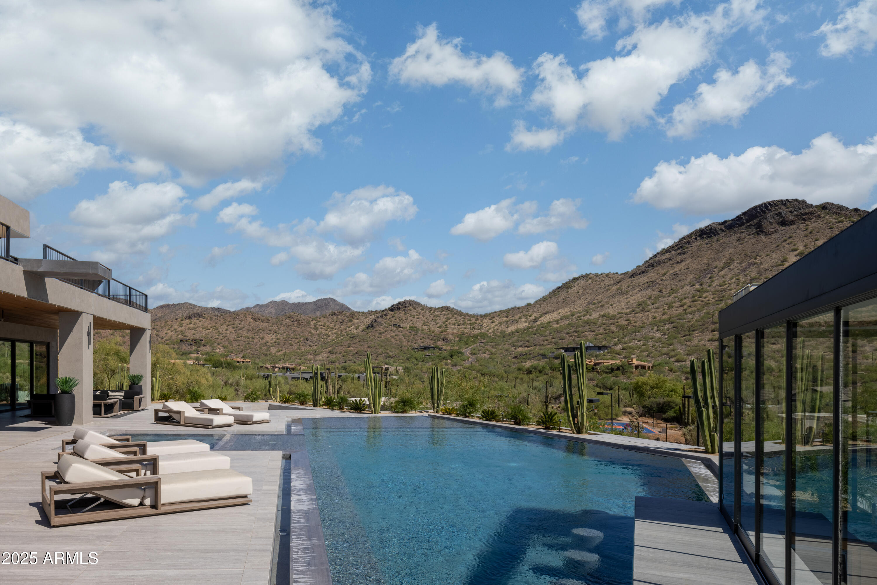 CANYON HEIGHTS - Residential