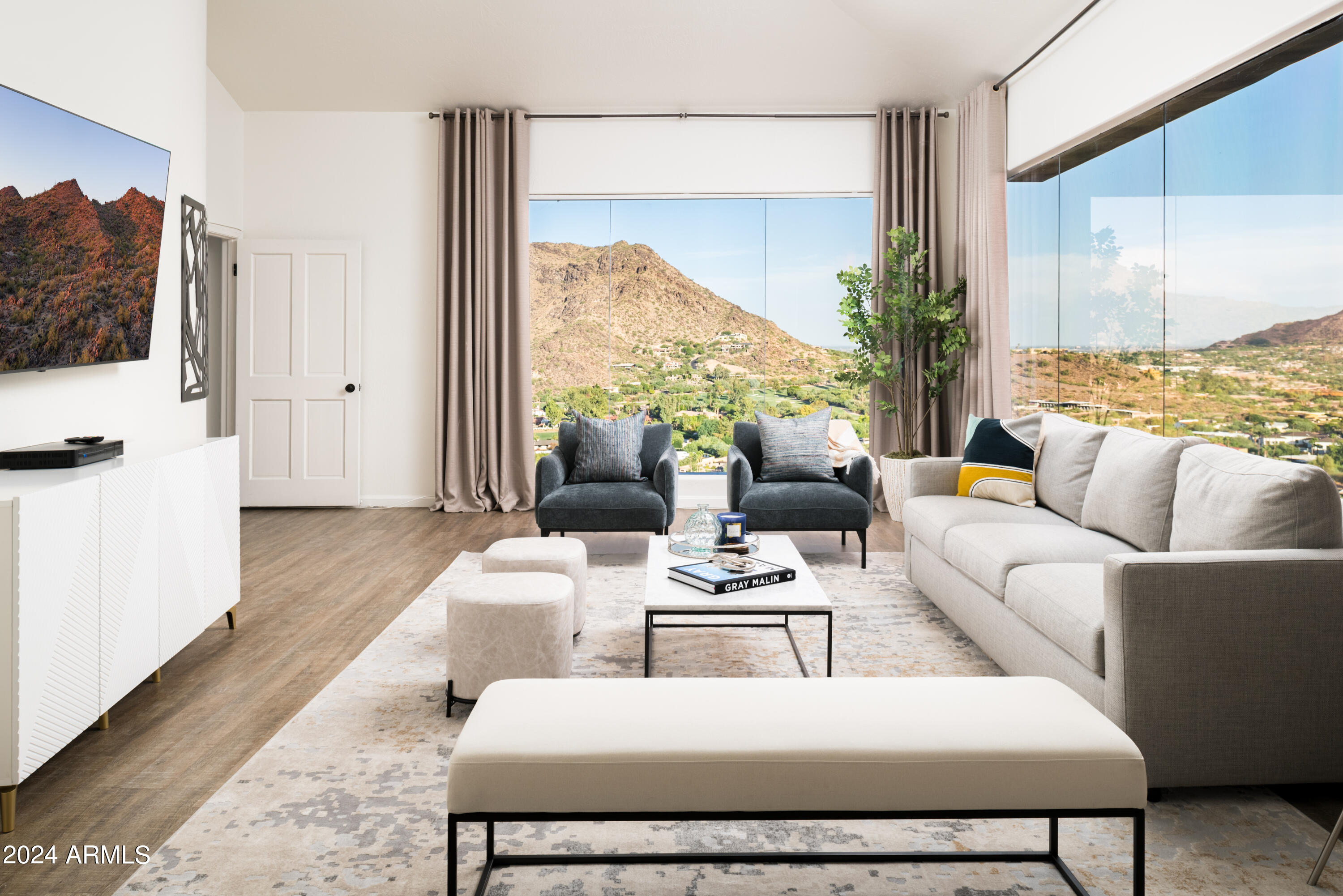 Paradise Valley Country Estates - Residential