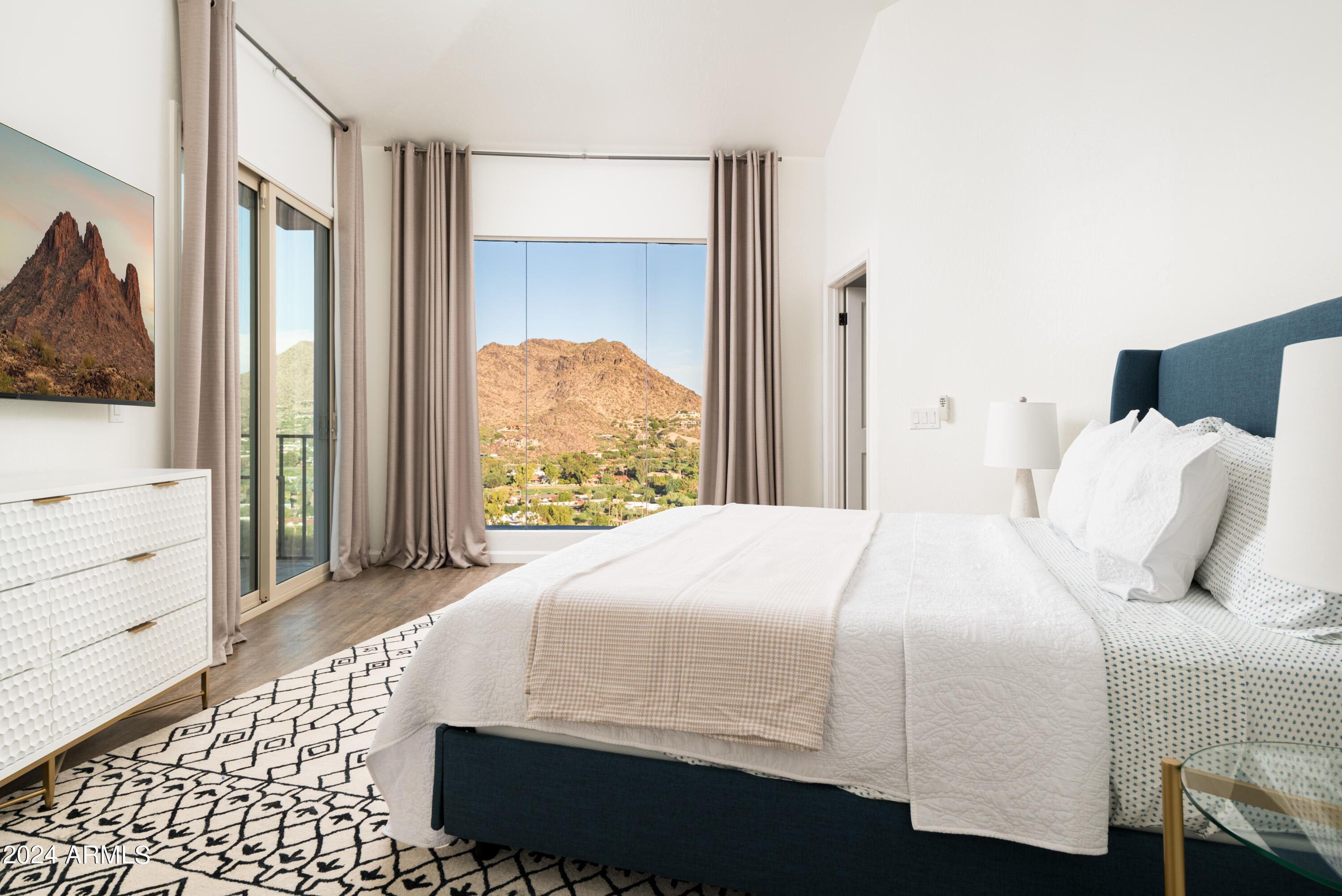 Paradise Valley Country Estates - Residential