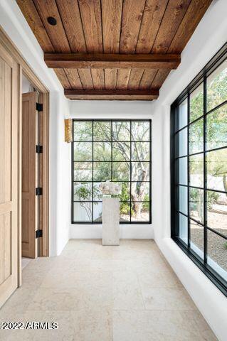 PARADISE VALLEY ESTATES - Residential