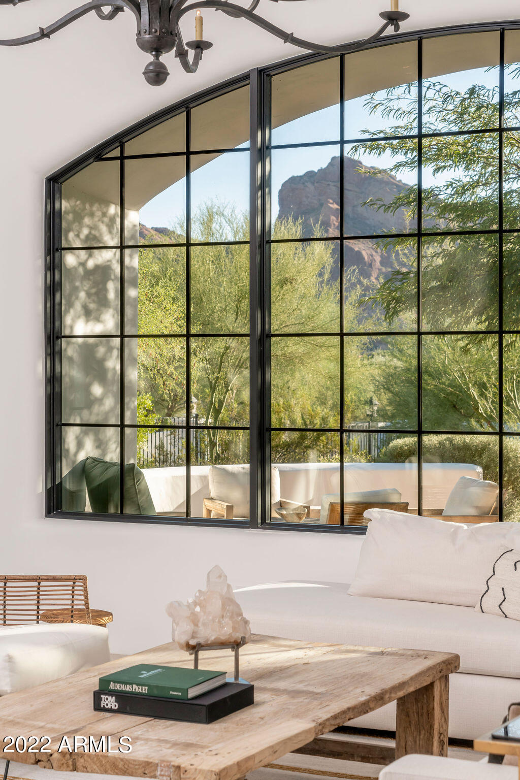 PARADISE VALLEY ESTATES - Residential
