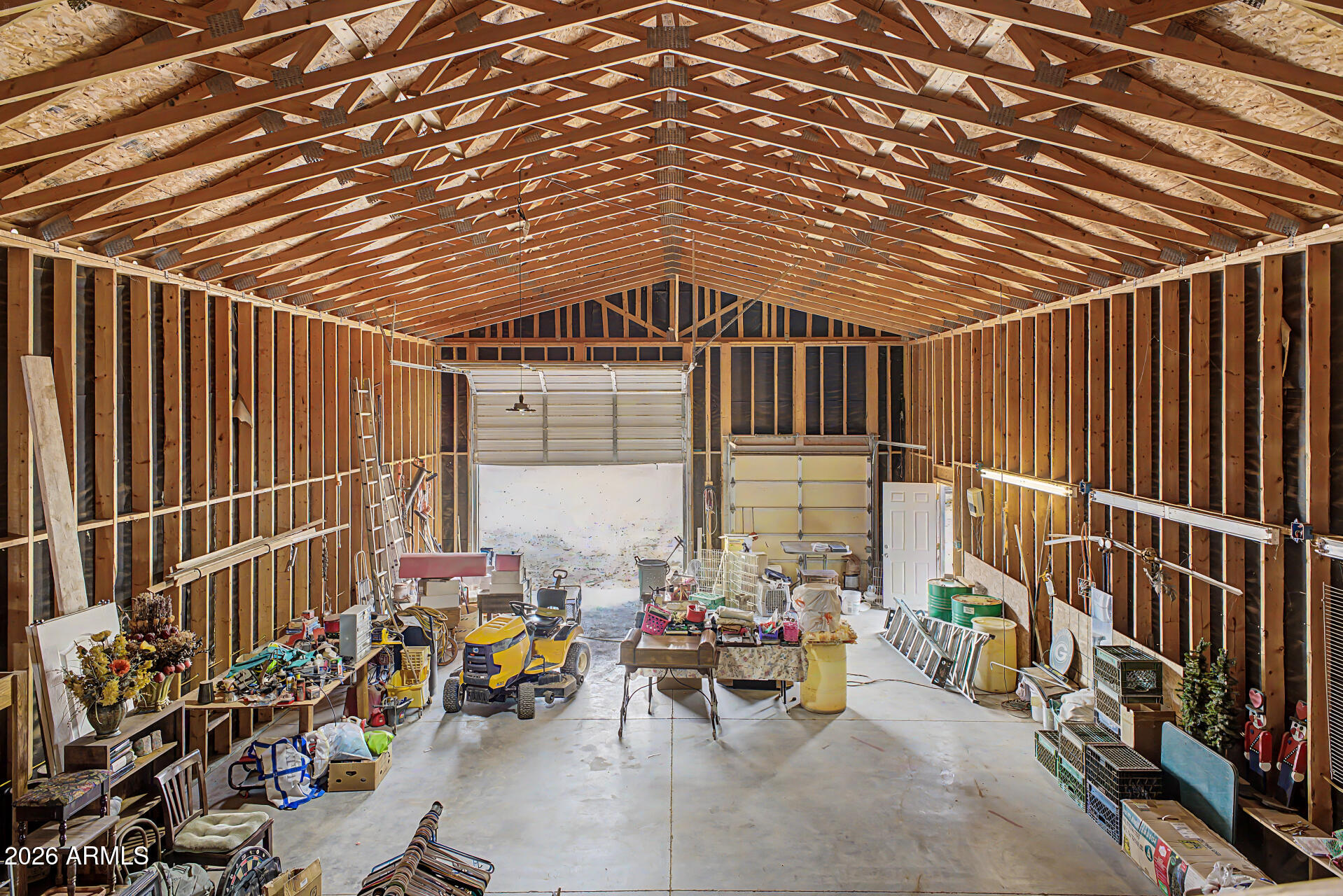RACEWAY RANCHOS - Residential