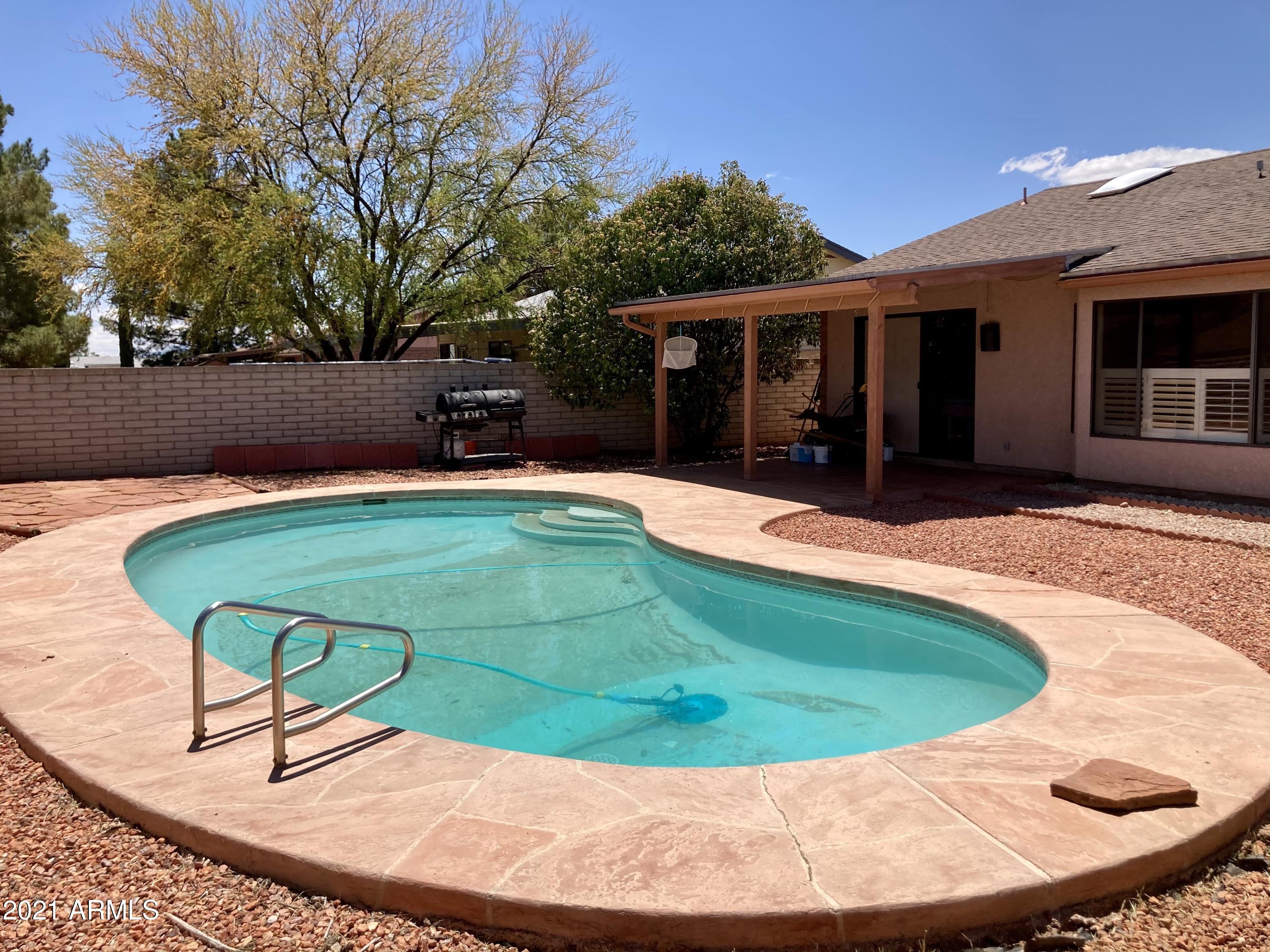 EAGLE RIDGE - Residential
