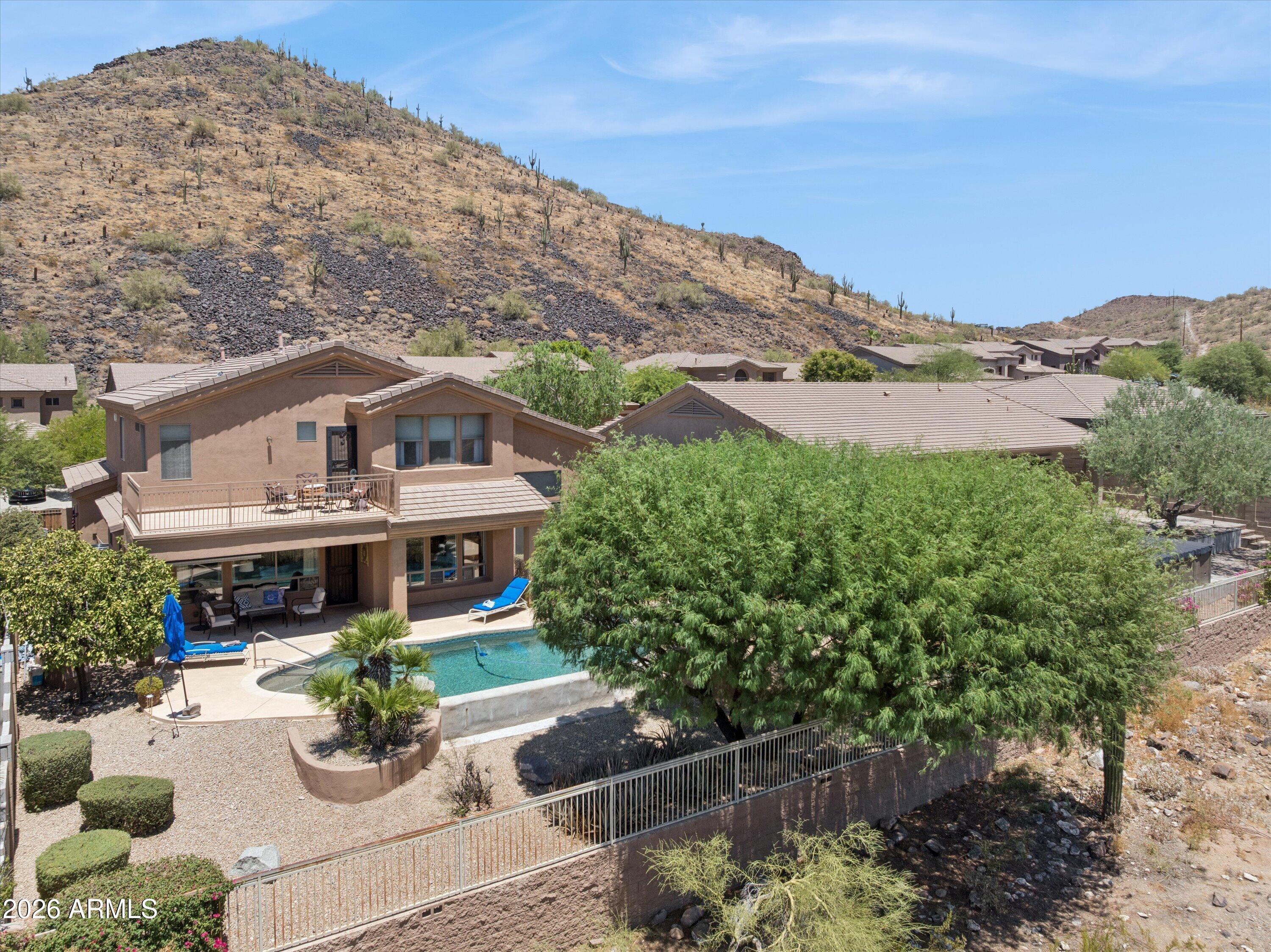 PALOMA PASEO - Residential