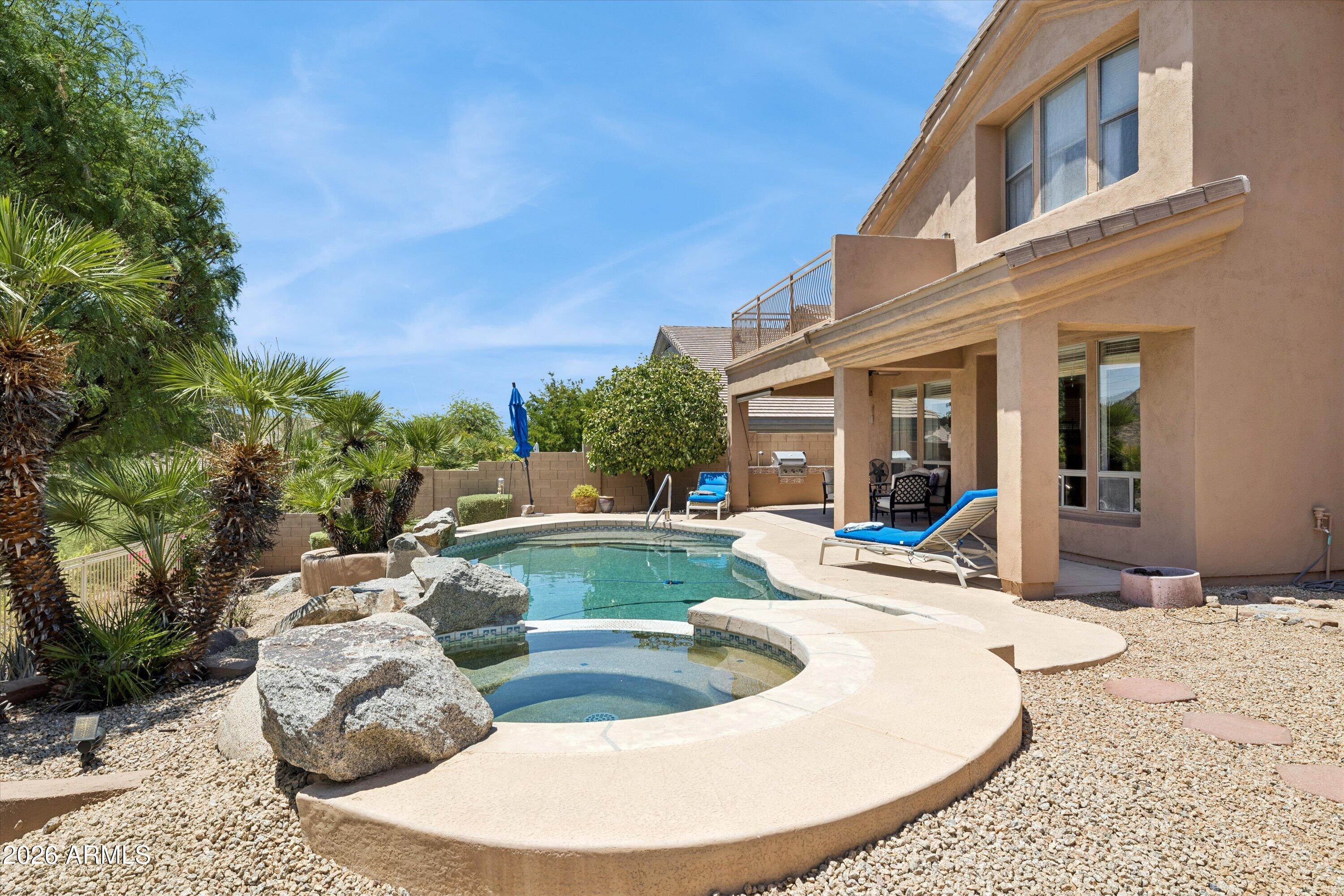 PALOMA PASEO - Residential