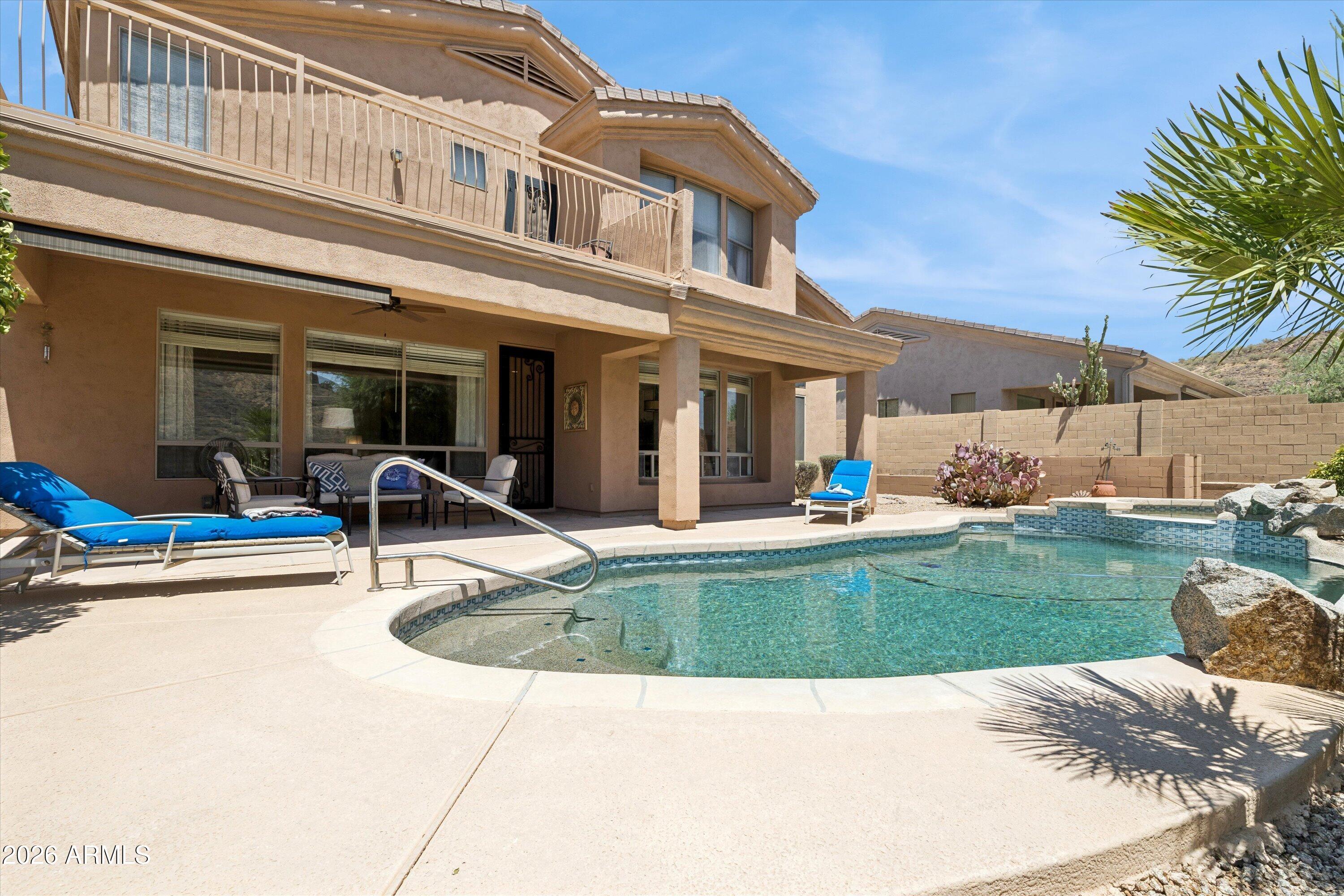 PALOMA PASEO - Residential