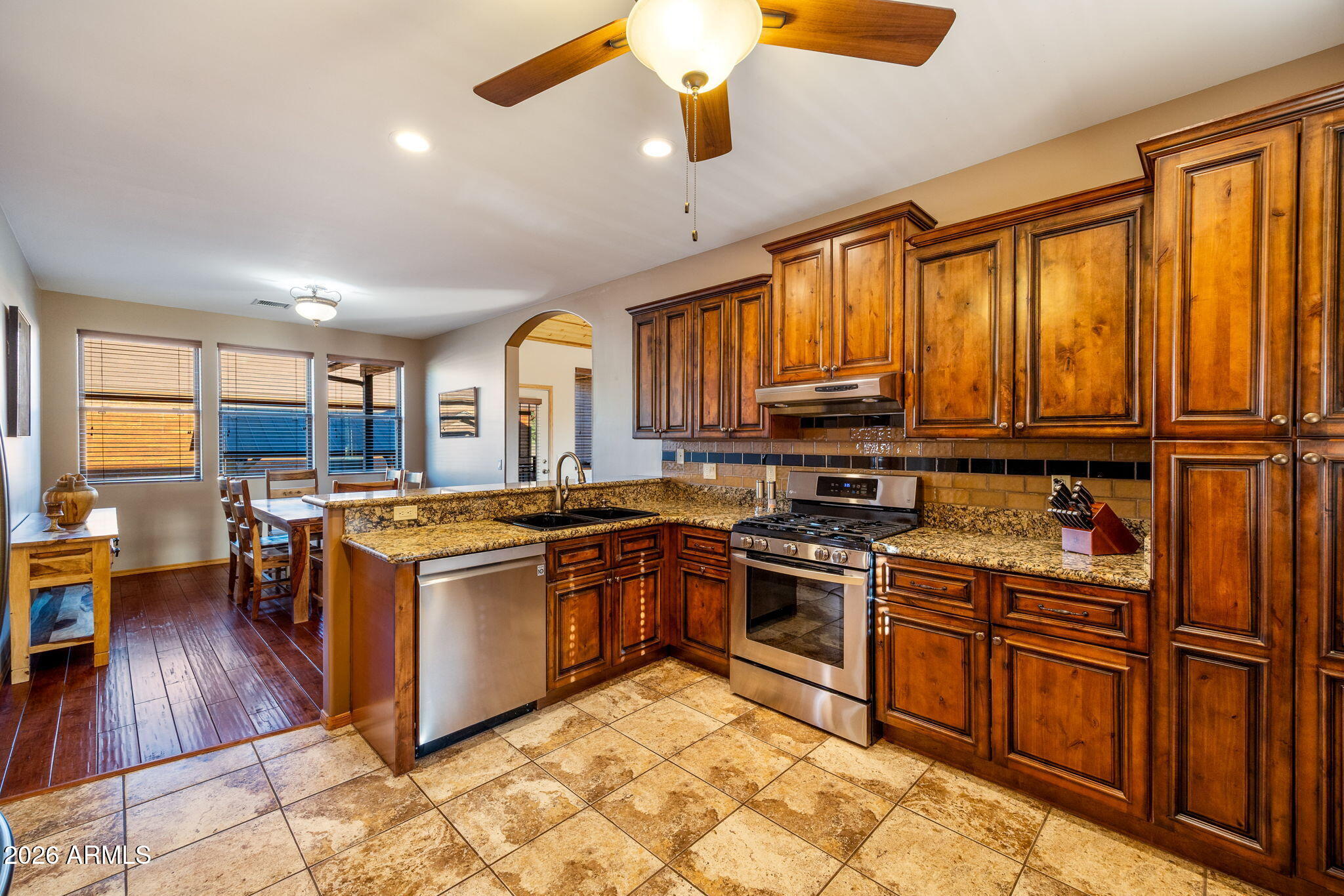 BUCKSKIN ARTISTS COMMUNITY - Residential