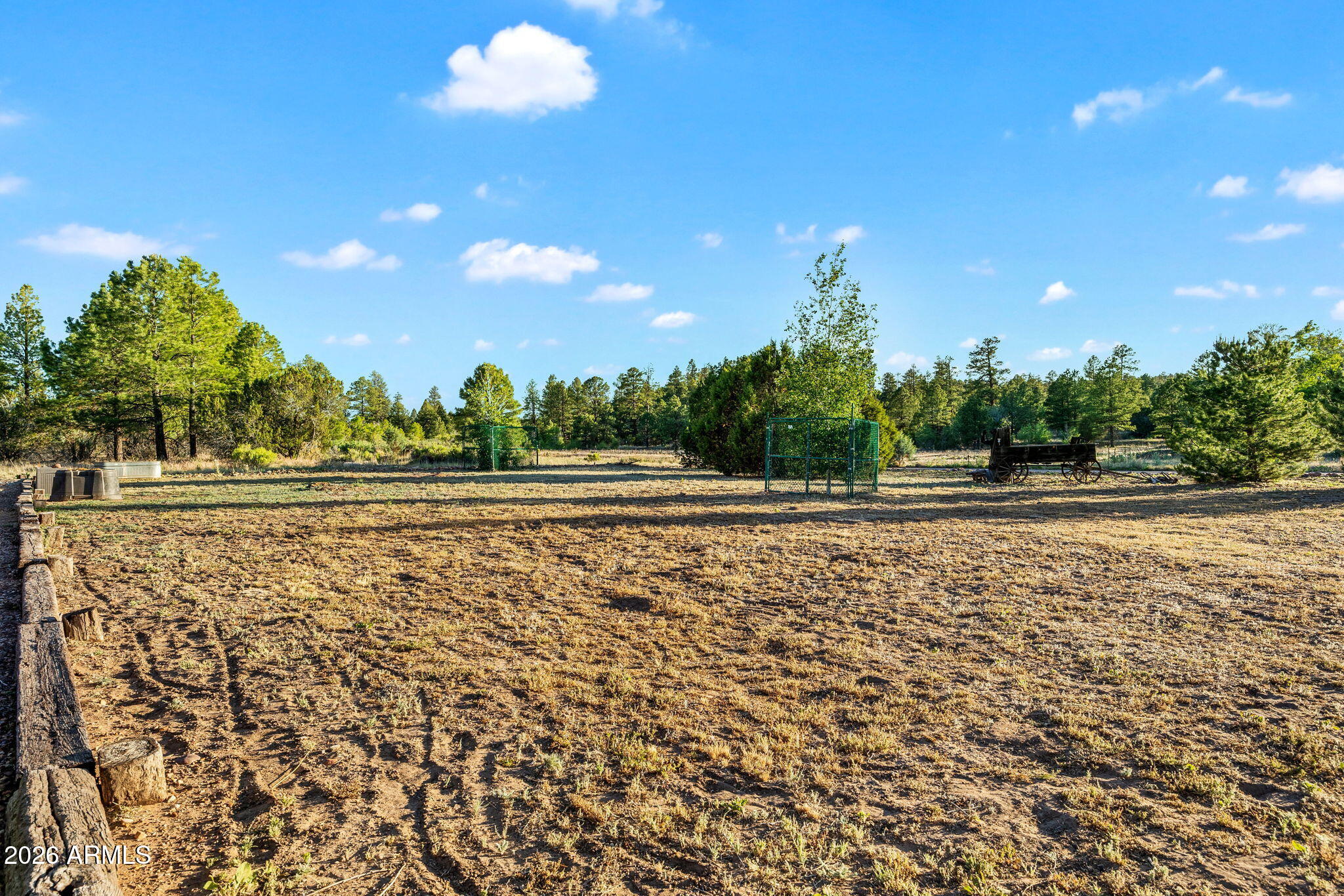 BUCKSKIN ARTISTS COMMUNITY - Residential
