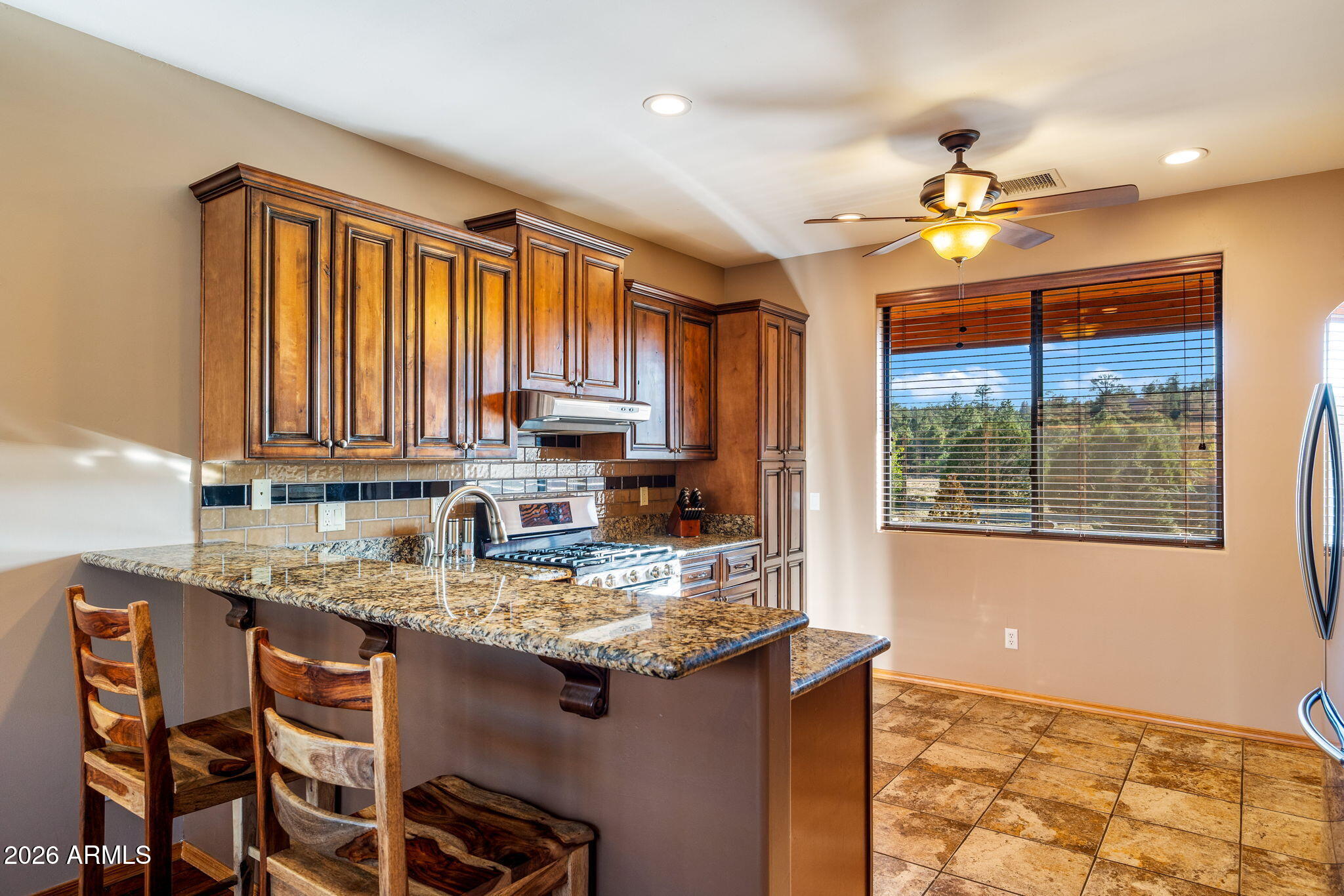 BUCKSKIN ARTISTS COMMUNITY - Residential