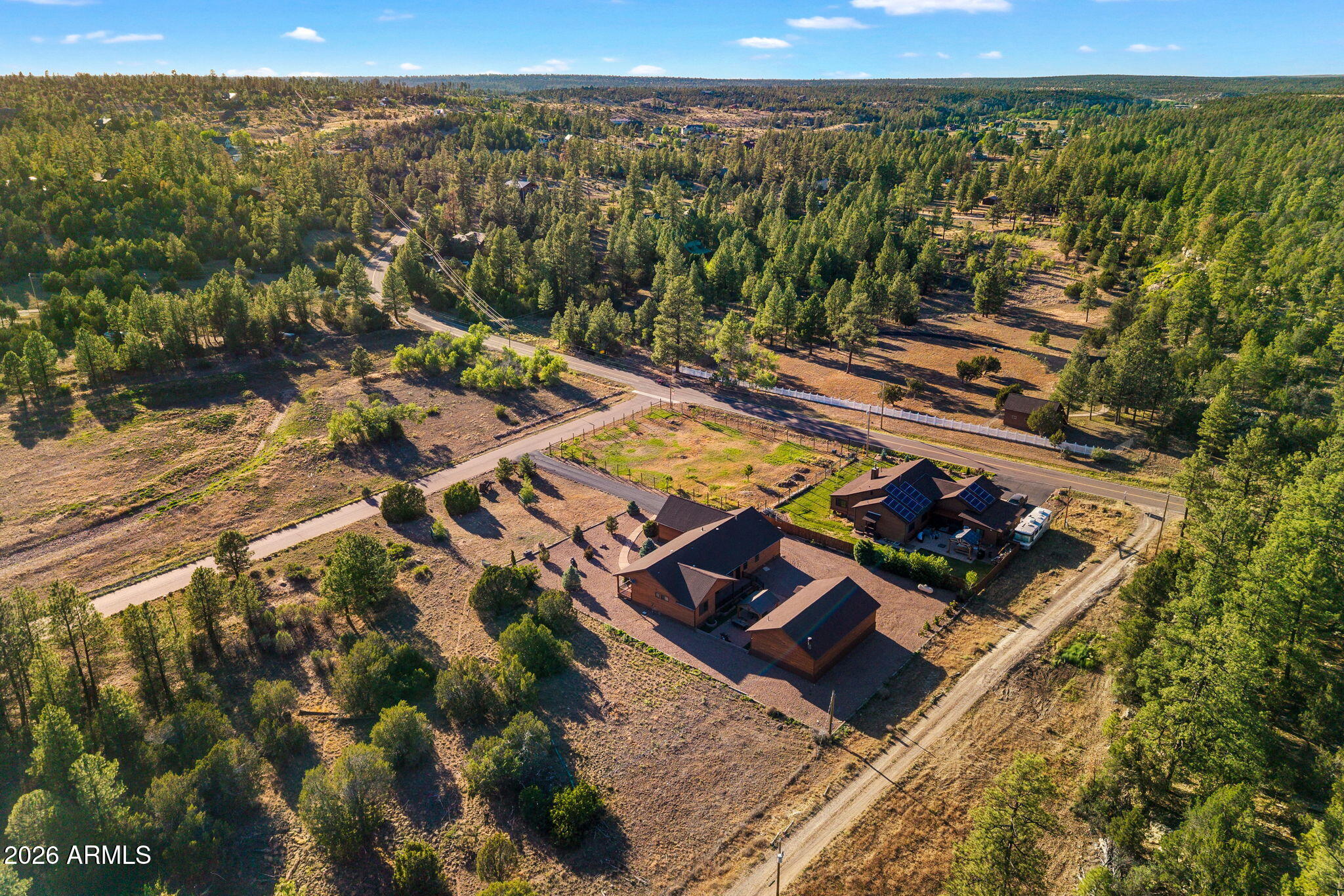BUCKSKIN ARTISTS COMMUNITY - Residential