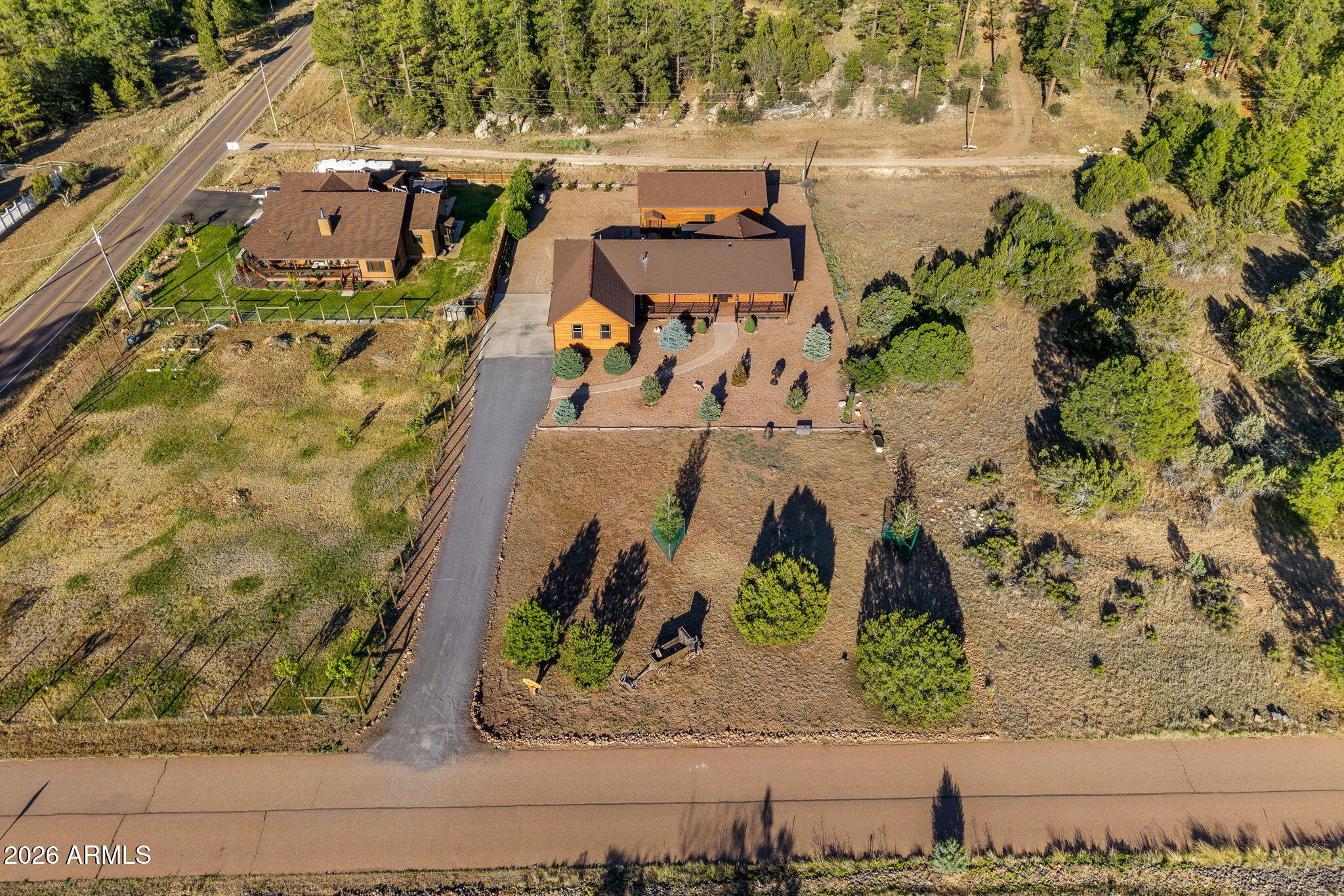 BUCKSKIN ARTISTS COMMUNITY - Residential