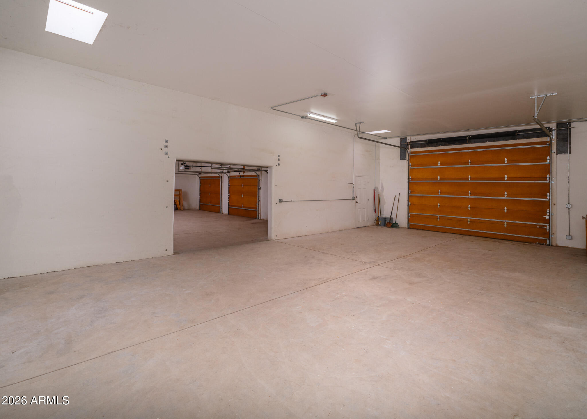 OLD ADOBE 2 - Residential