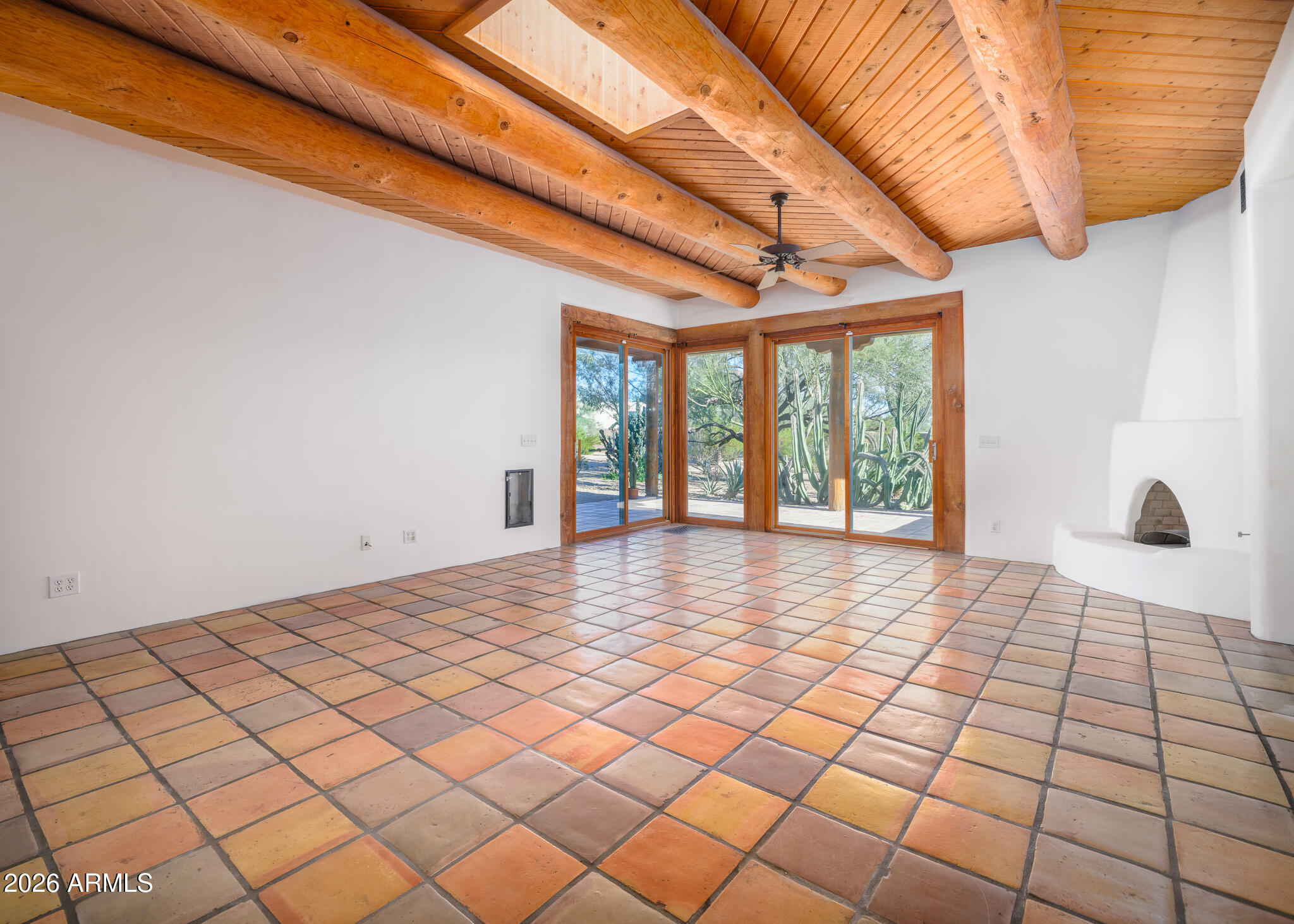 OLD ADOBE 2 - Residential