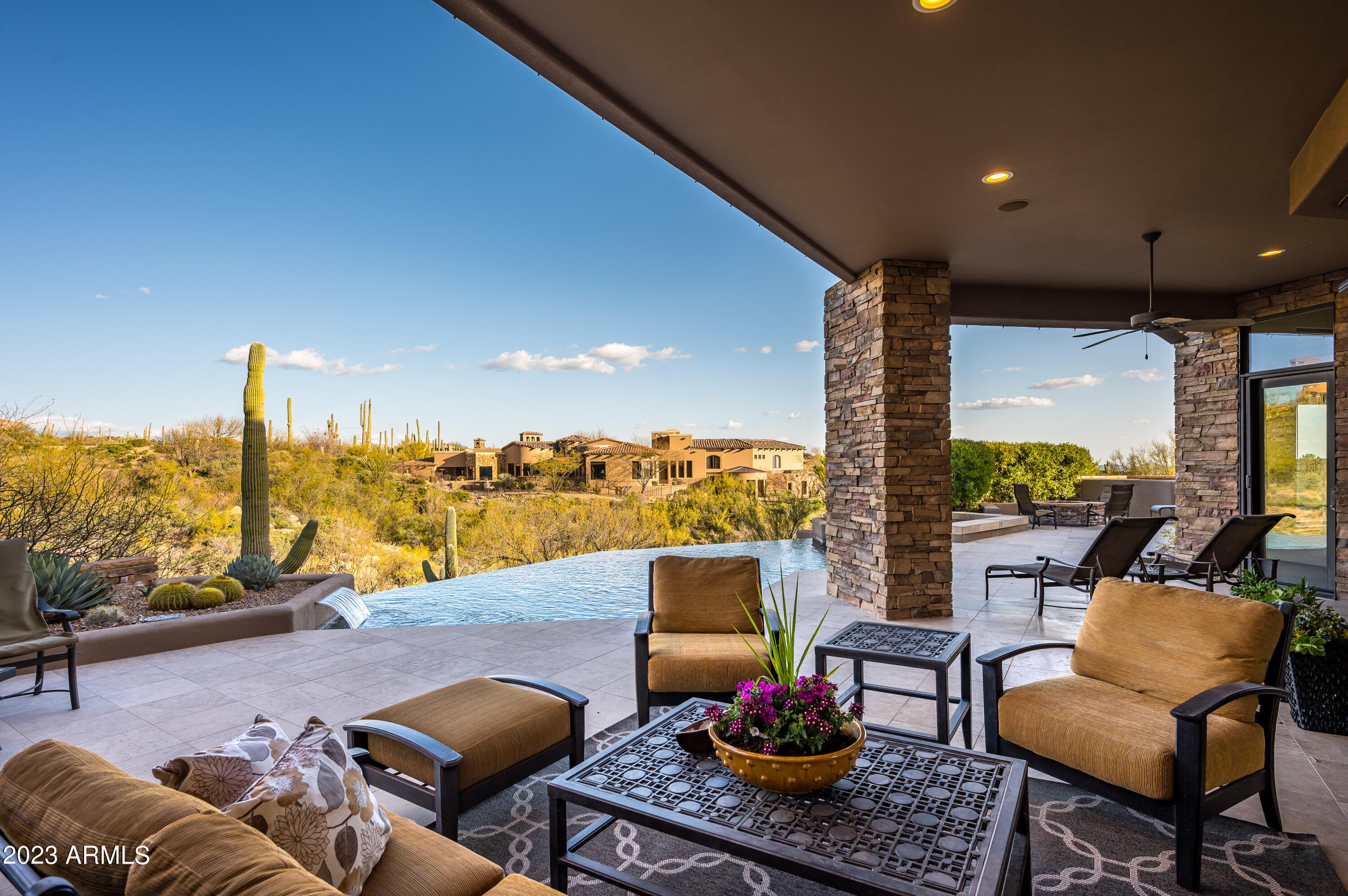 DESERT MOUNTAIN - Residential