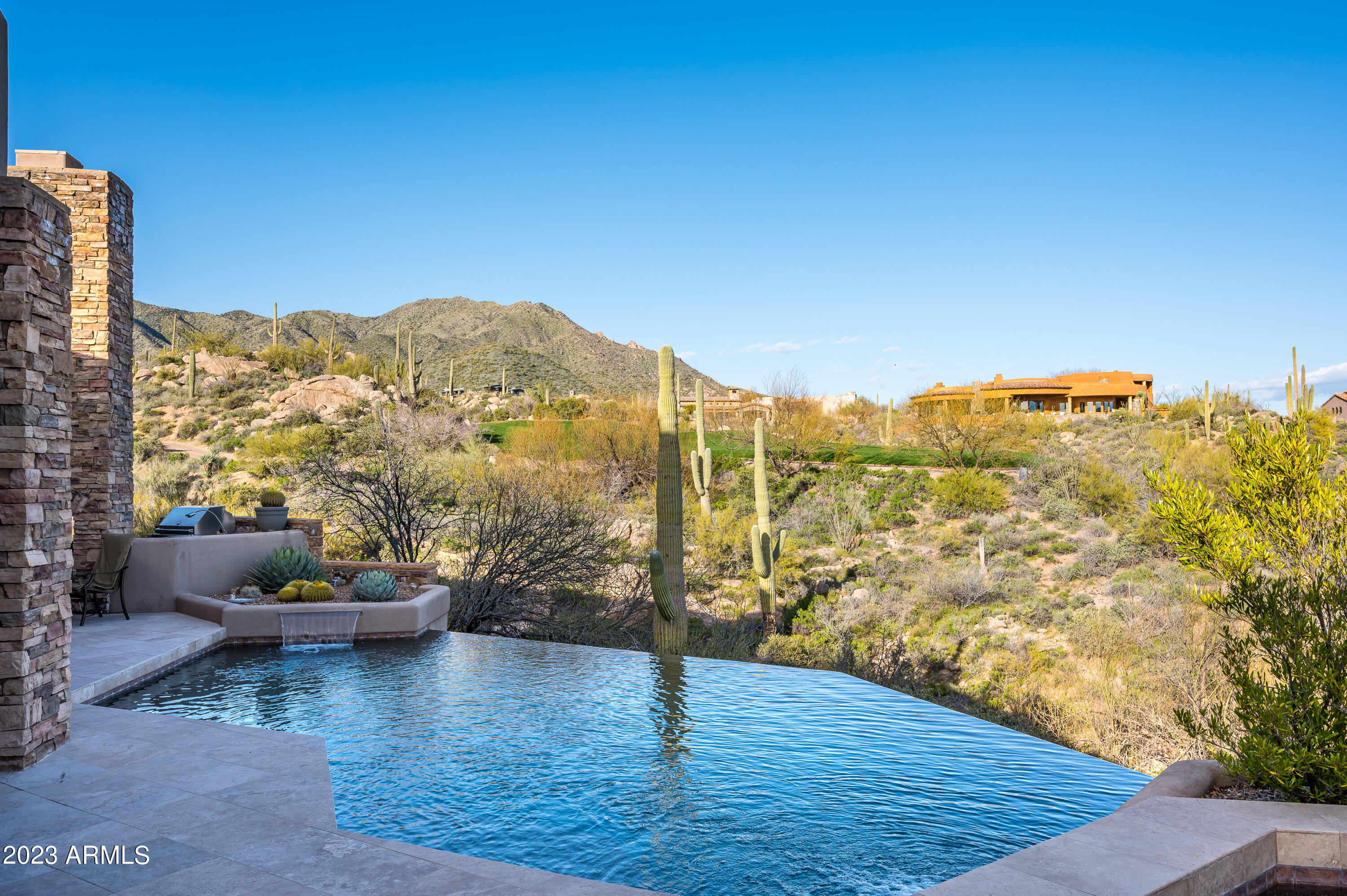 DESERT MOUNTAIN - Residential