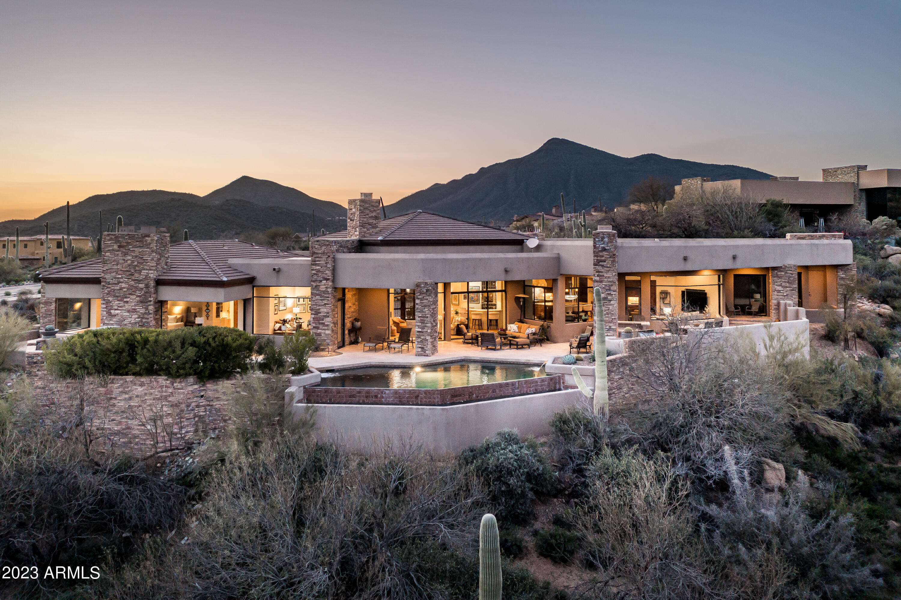 DESERT MOUNTAIN - Residential