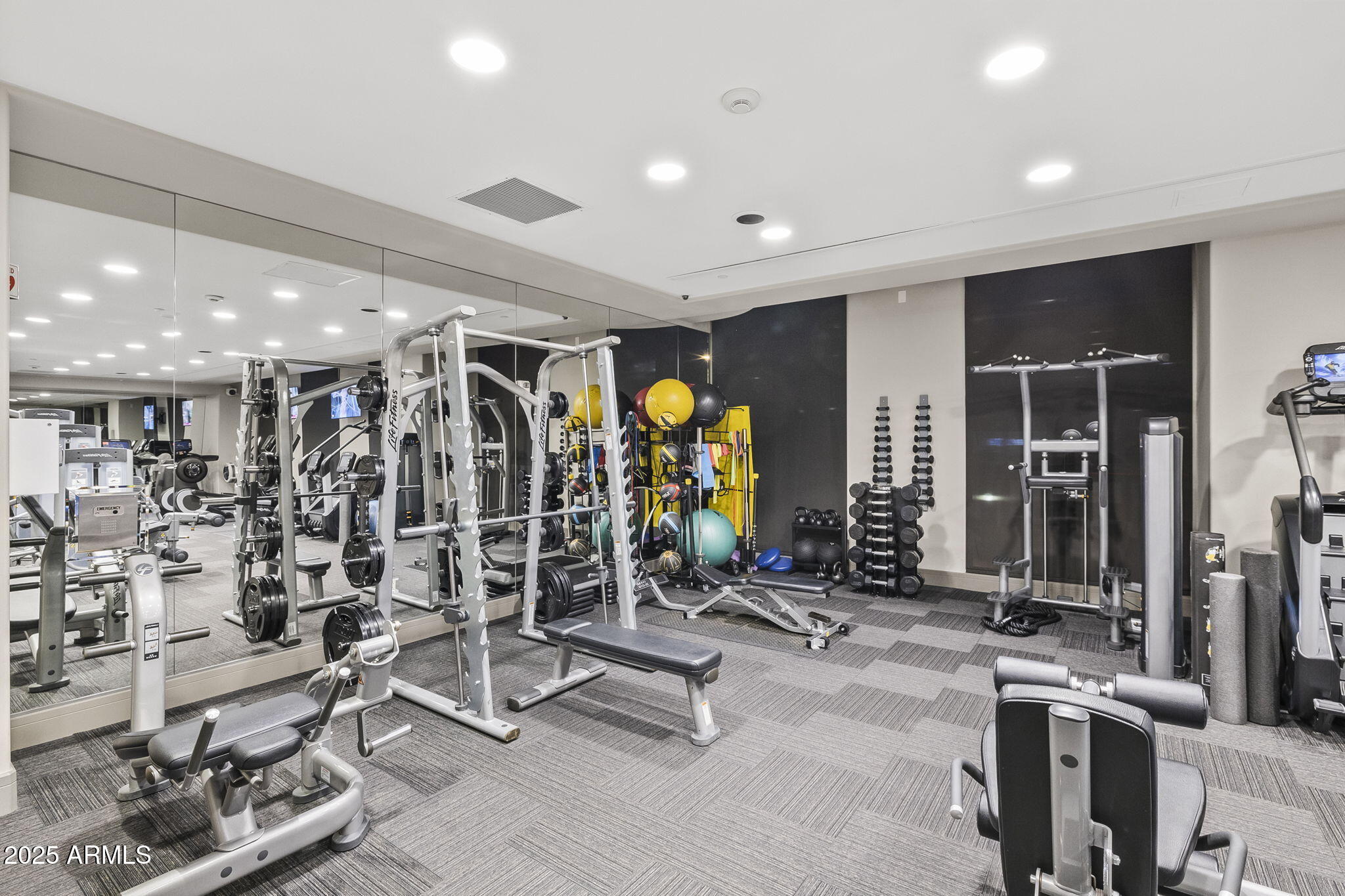 ESPLANADE PLACE CONDOMINIUM AMD - Residential