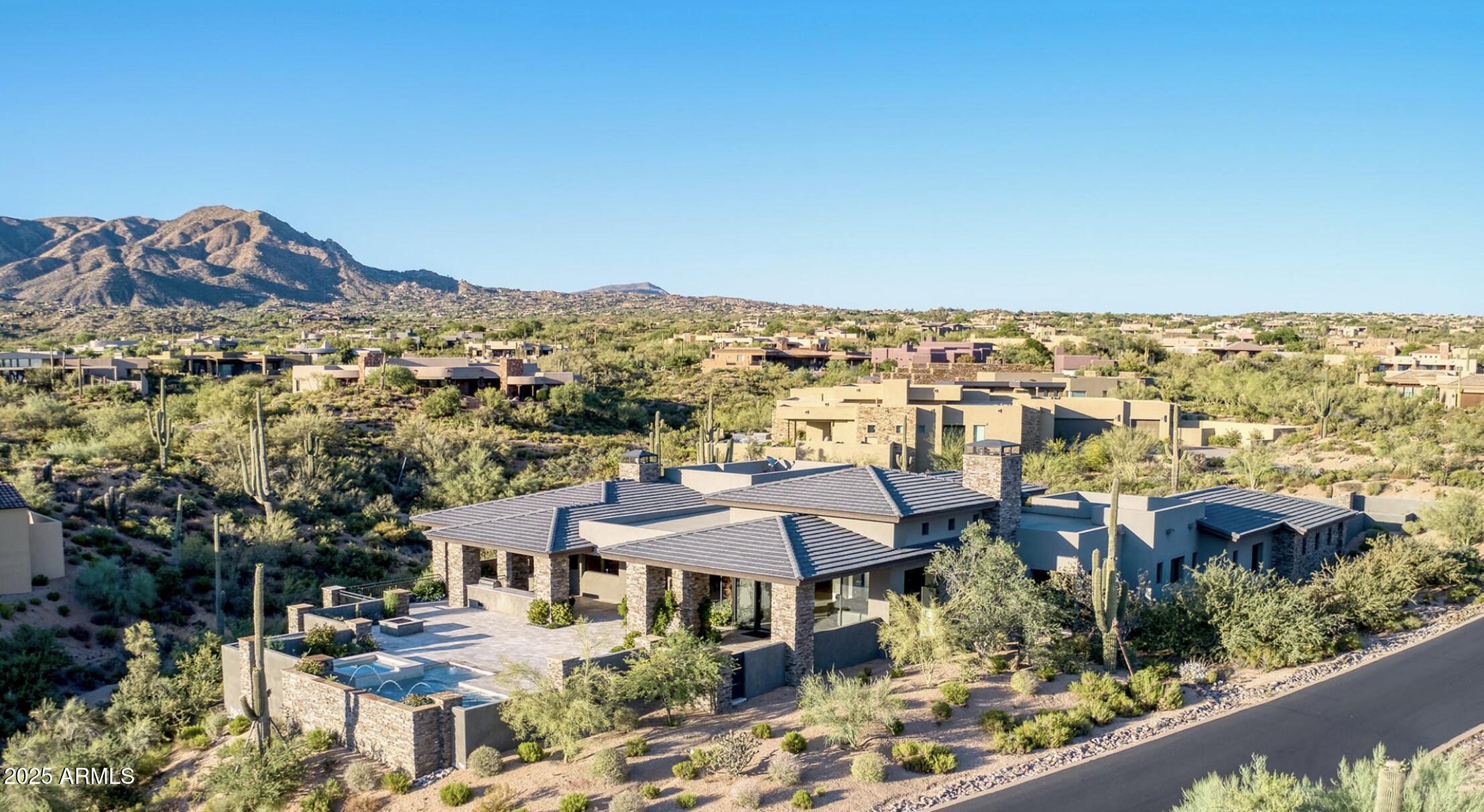 DESERT MOUNTAIN - Residential