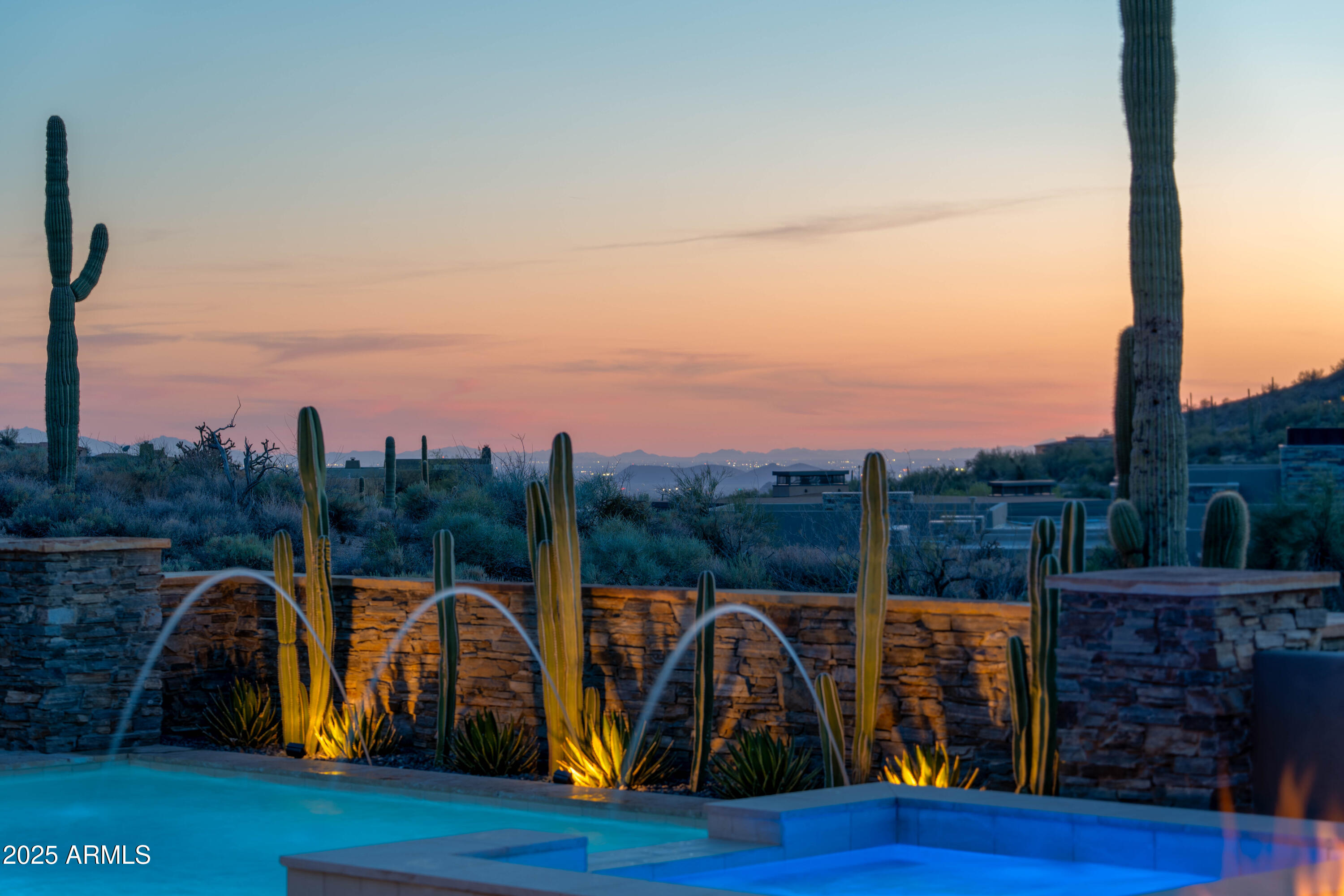 DESERT MOUNTAIN - Residential