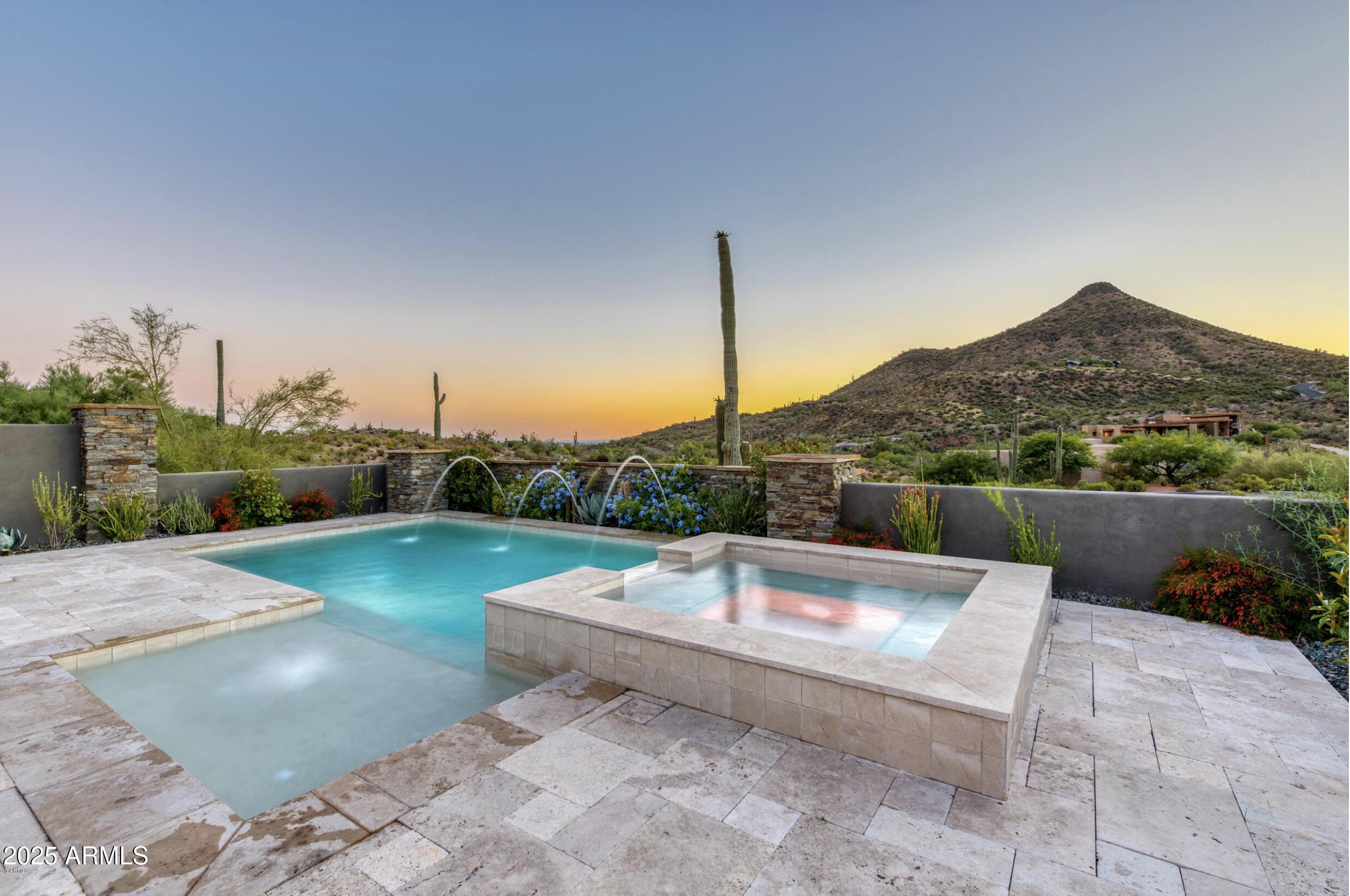 DESERT MOUNTAIN - Residential
