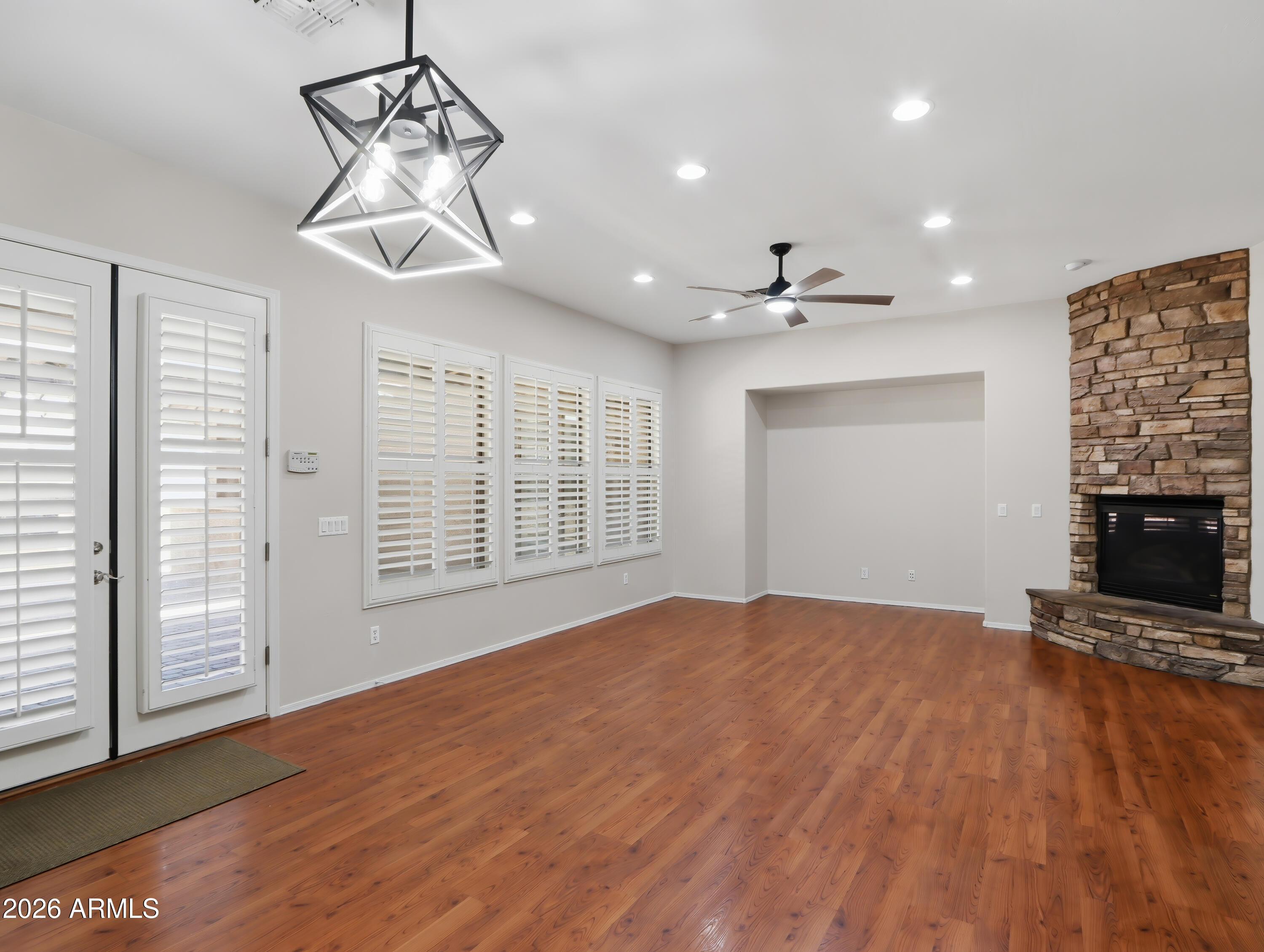 VALLEY VISTA PARCEL A AMD - Residential