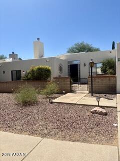 This spacious 3 bedroom,2 bathroom townhouse is the best-priced unit in the community.  It features a great room with a cozy fireplace and an extensive covered patio perfect for indoor-outdoor living. Enjoy Resort-style amenities,
including a large pool and spa.  Located just across the community you have access to walking trails & fitness center. Minutes away from freeway, shopping and restaurants.
