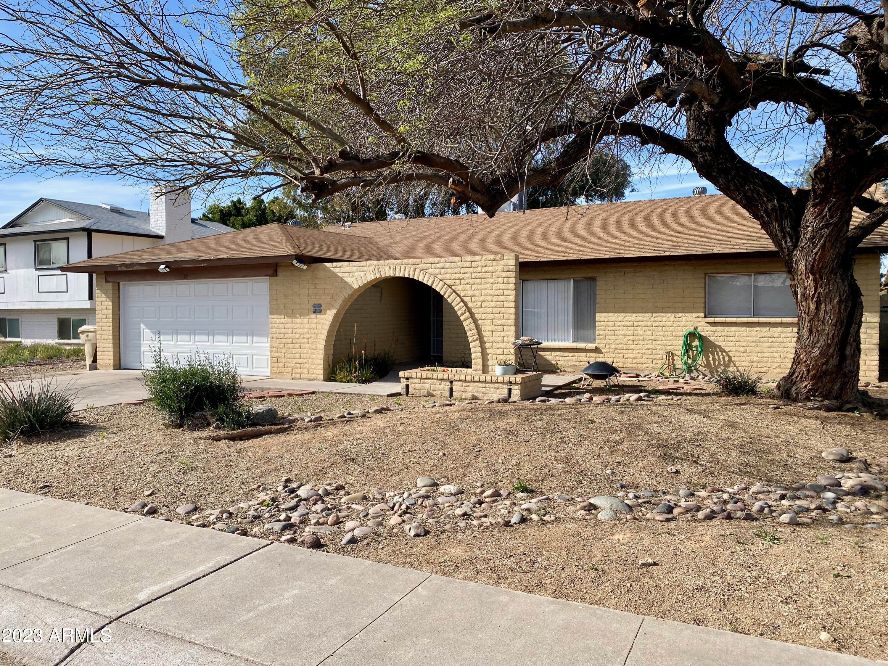 DEERVIEW UNIT 19 - Residential Lease