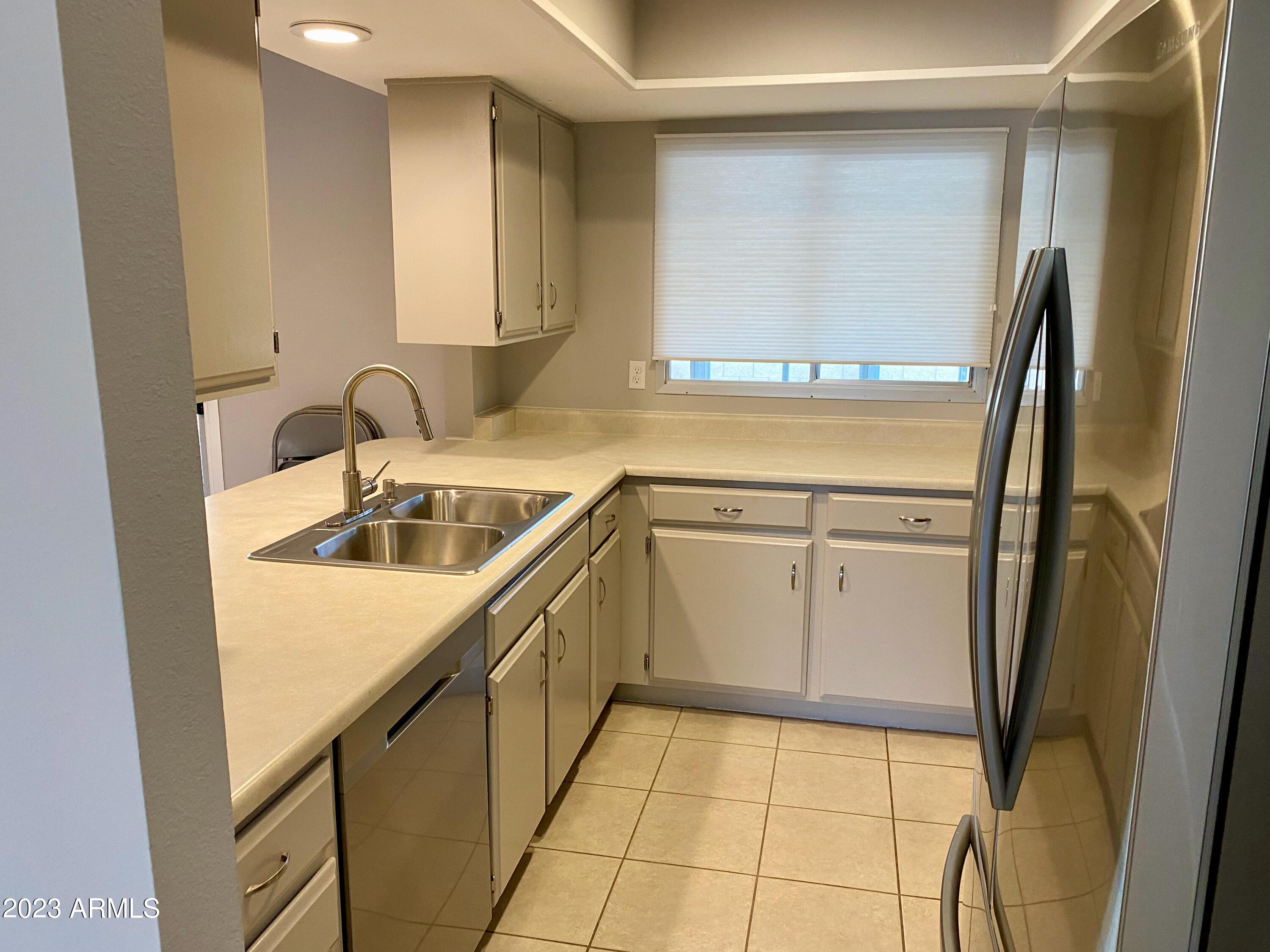 DEERVIEW UNIT 19 - Residential Lease