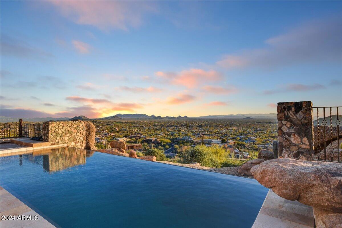 DESERT MOUNTAIN - Residential