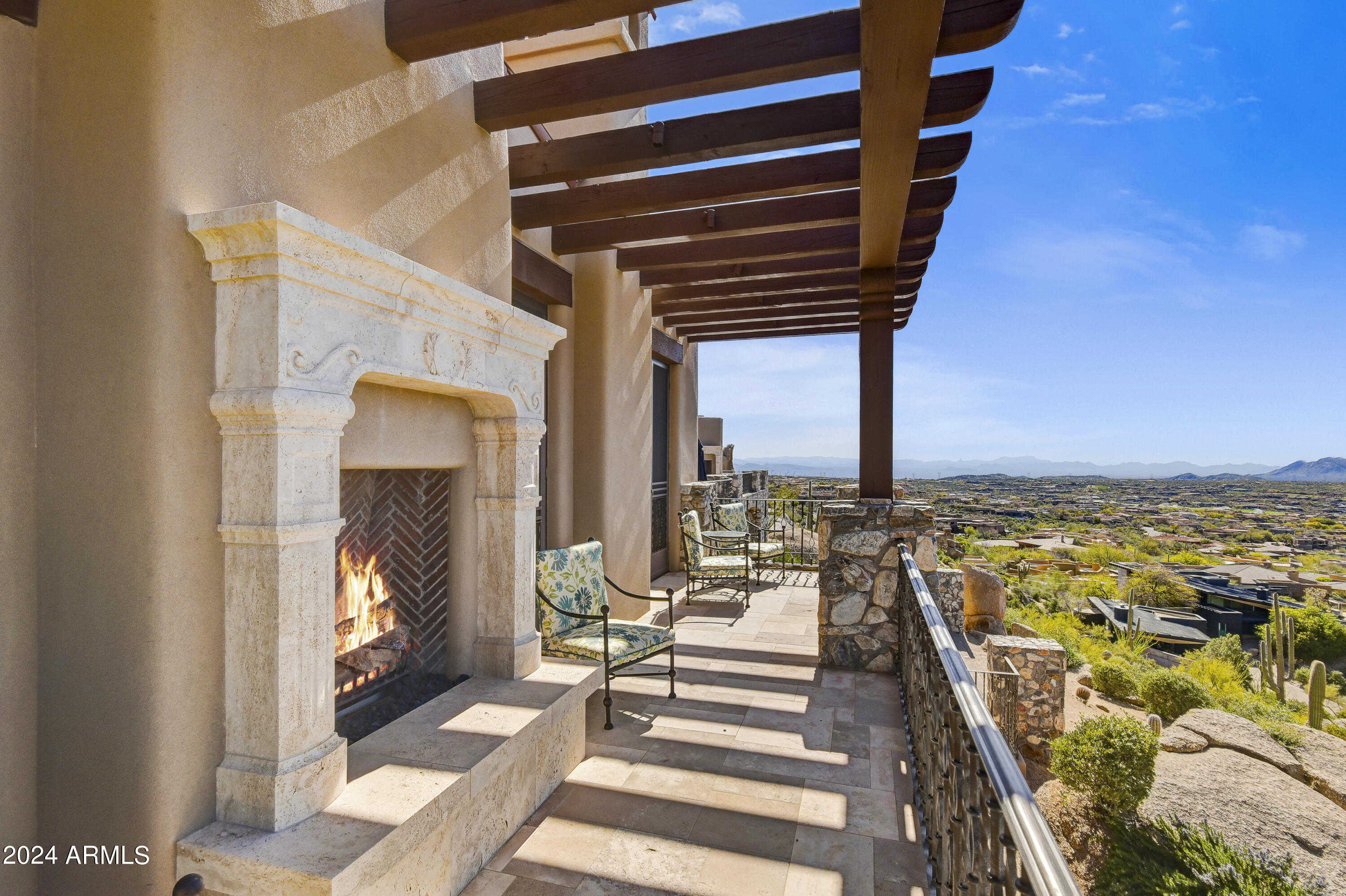 DESERT MOUNTAIN - Residential