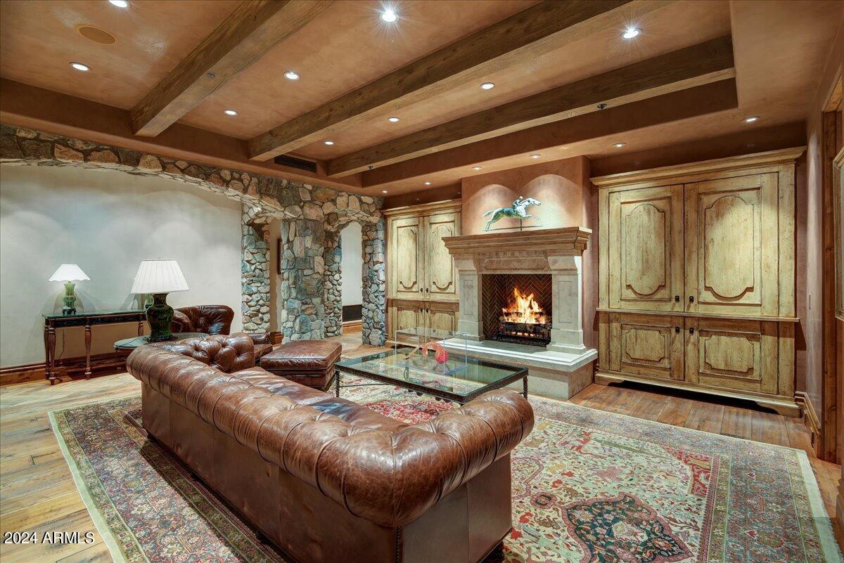DESERT MOUNTAIN - Residential