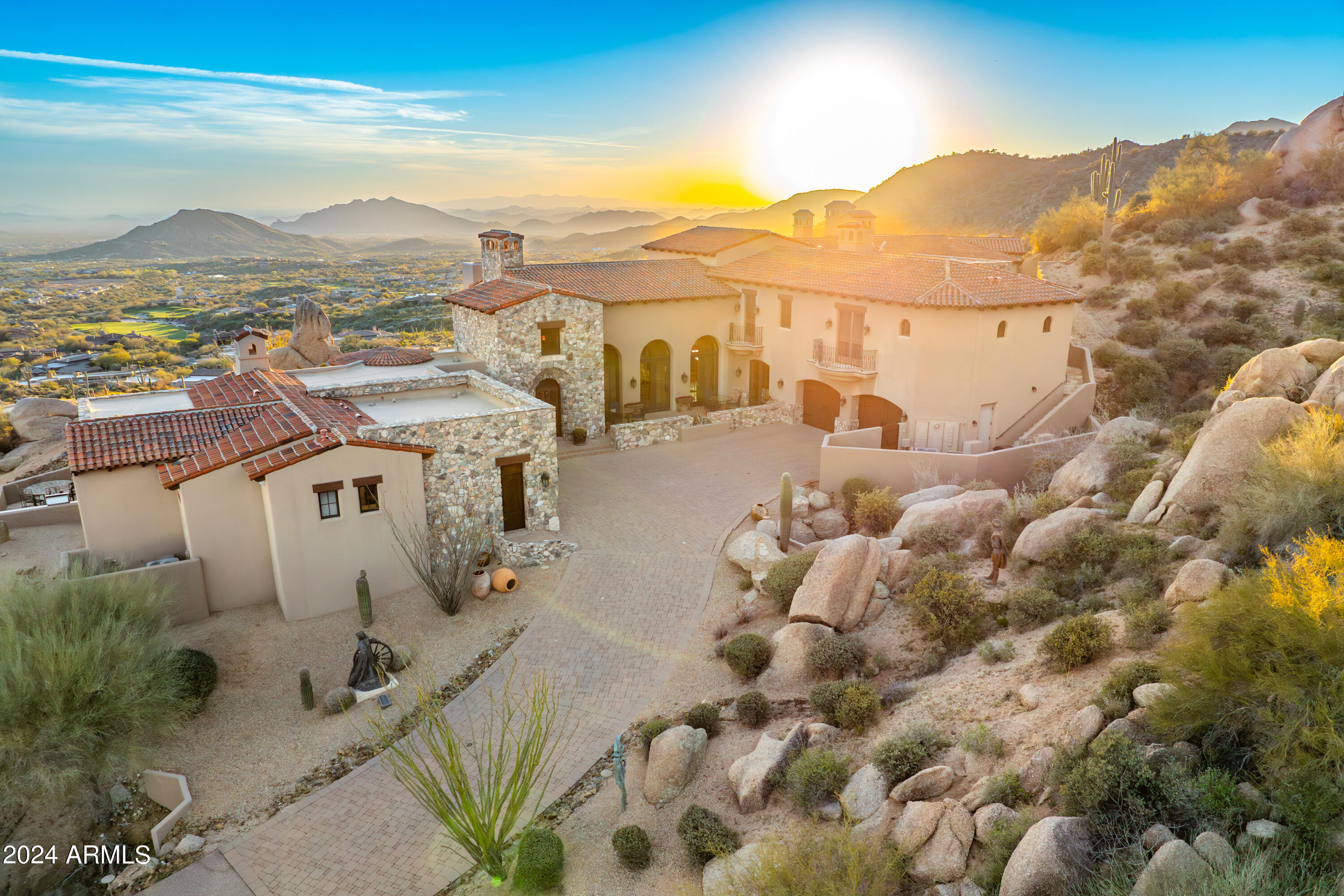 DESERT MOUNTAIN - Residential