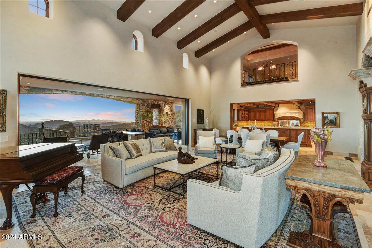 DESERT MOUNTAIN - Residential