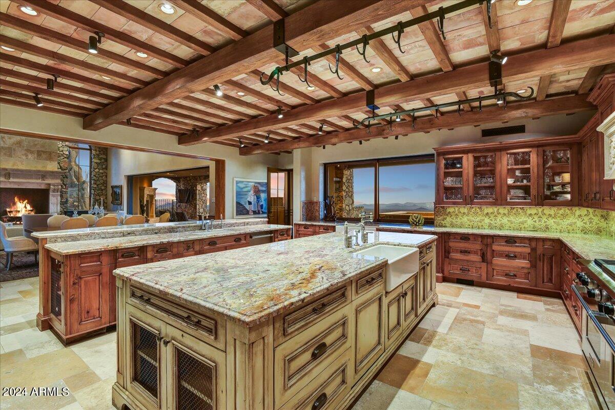 DESERT MOUNTAIN - Residential