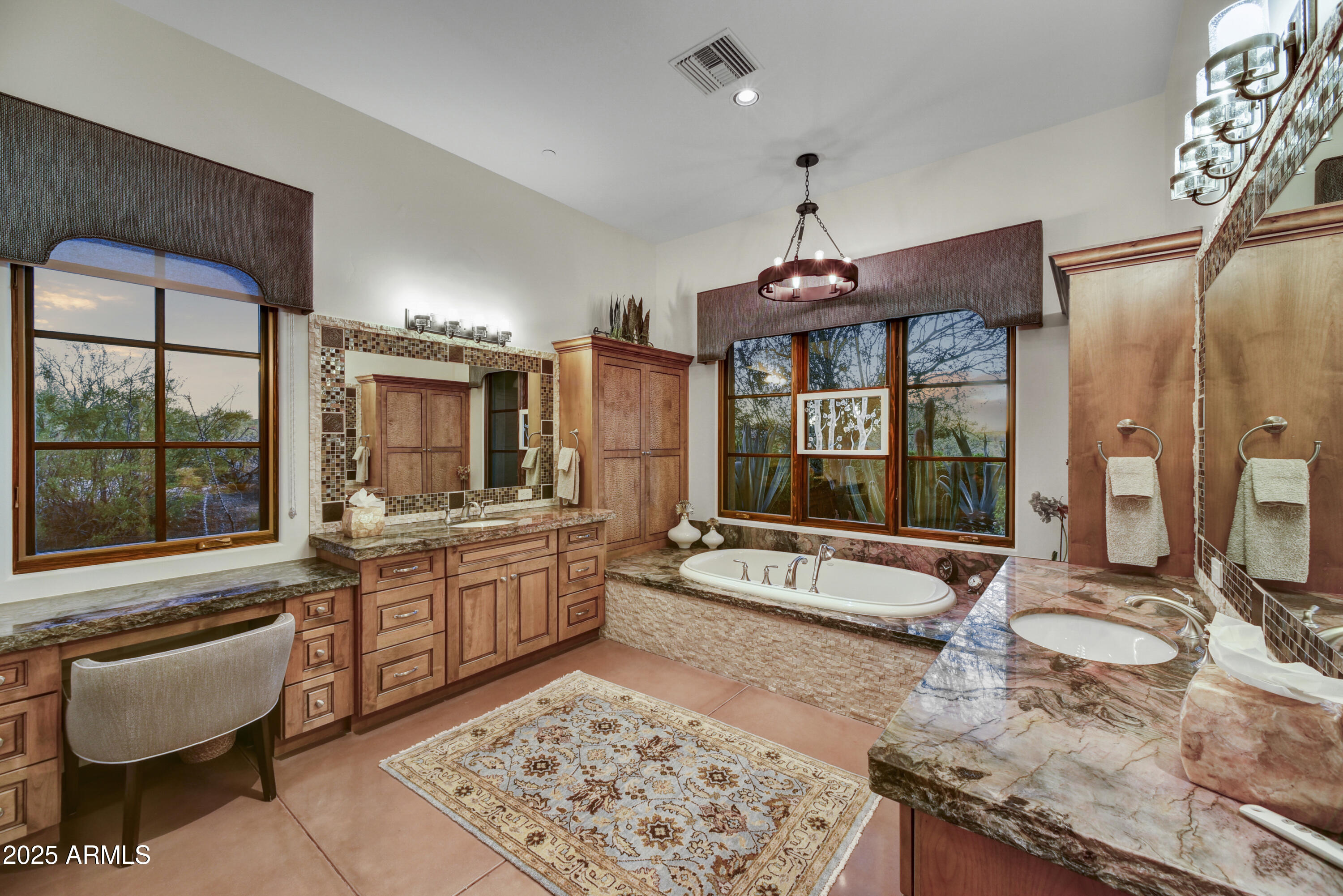DESERT MOUNTAIN - Residential