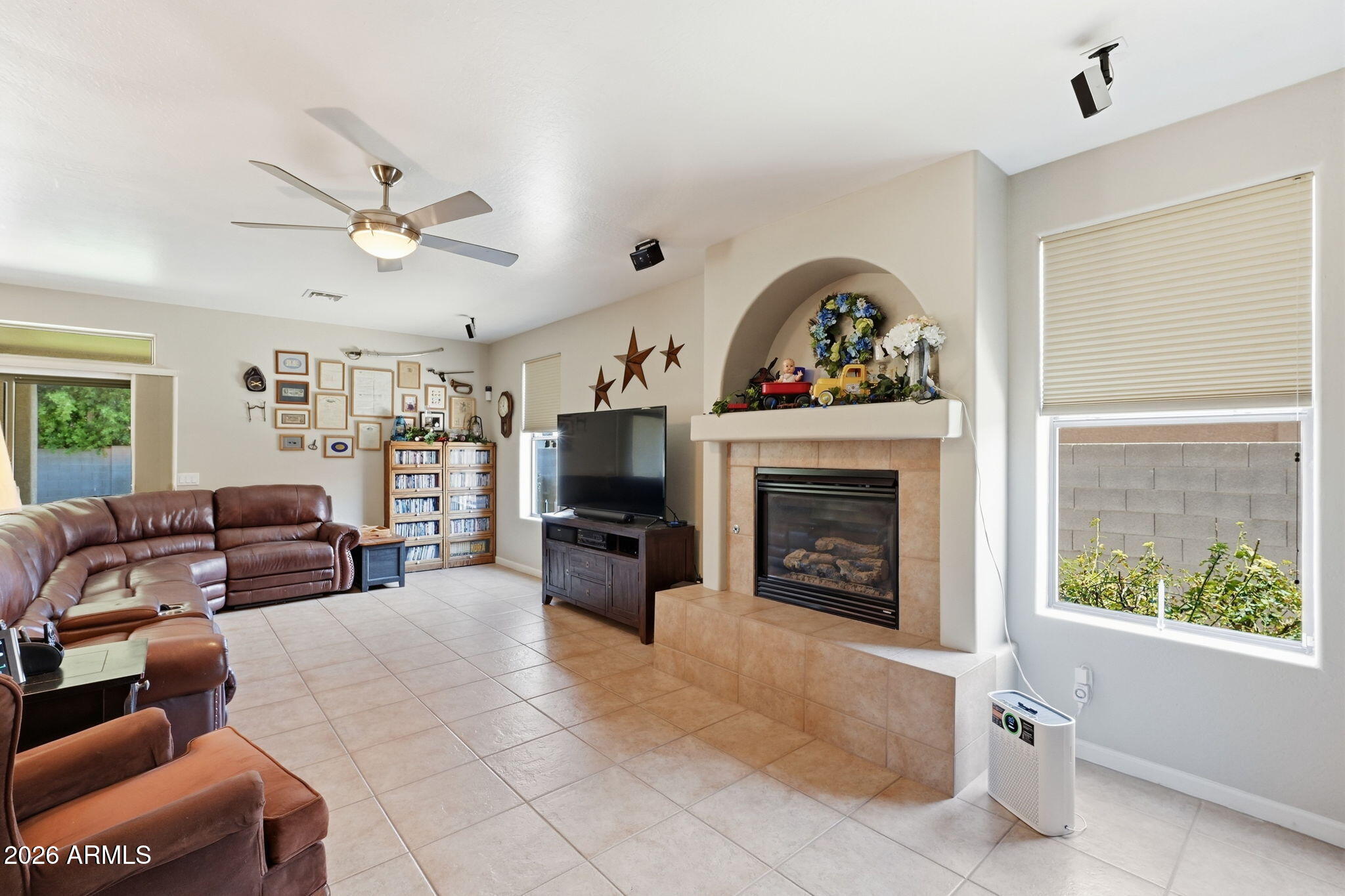 BELLA VISTA - Residential