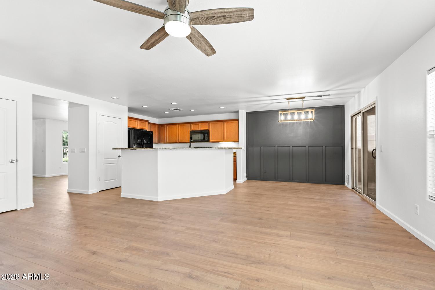CAMELBACK RANCH DEV UNIT 4 - Residential