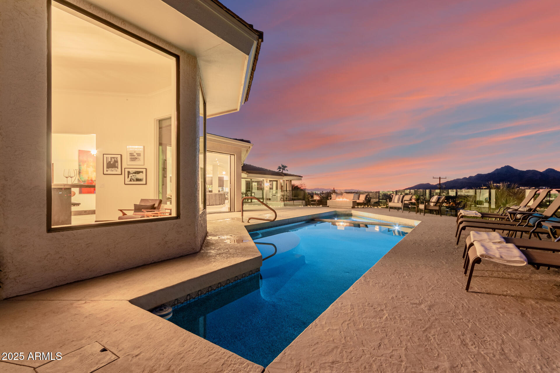 CAMELBACK HEIGHTS - Residential