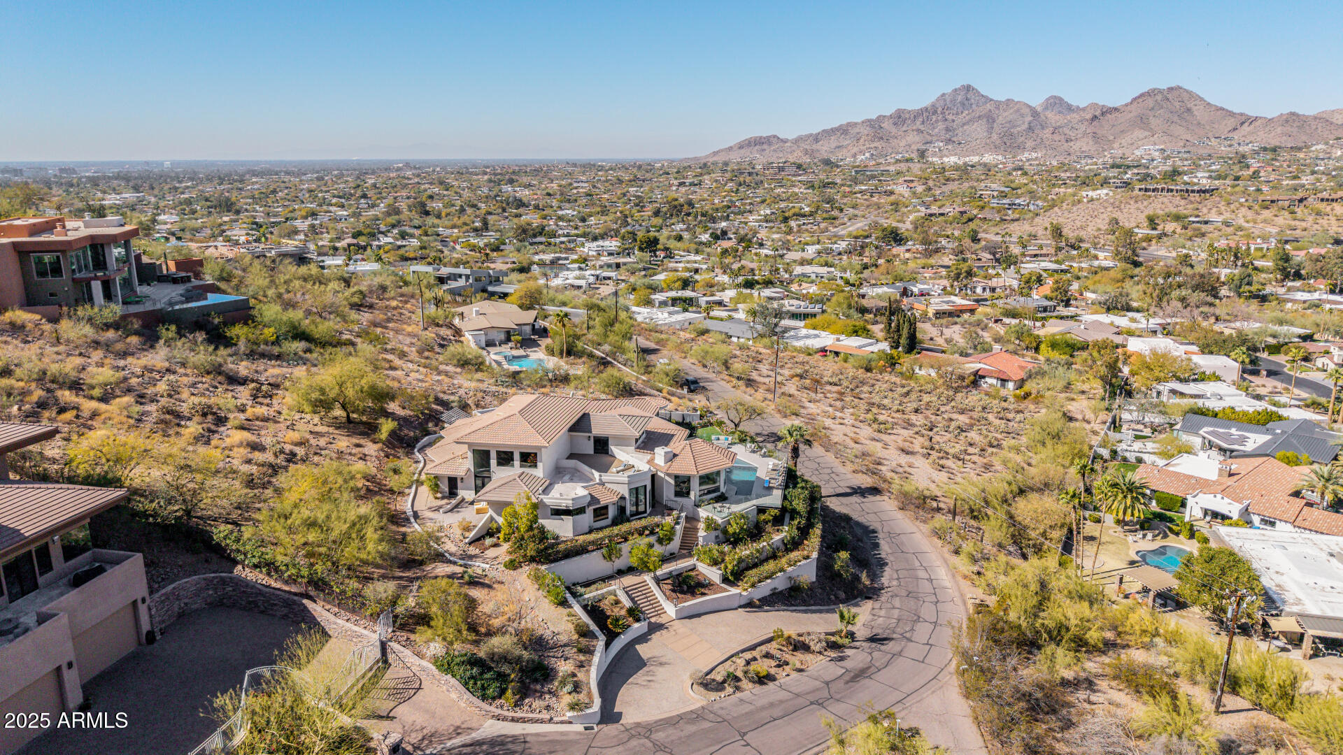 CAMELBACK HEIGHTS - Residential