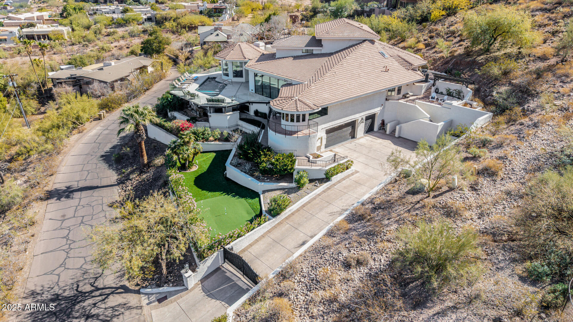 CAMELBACK HEIGHTS - Residential