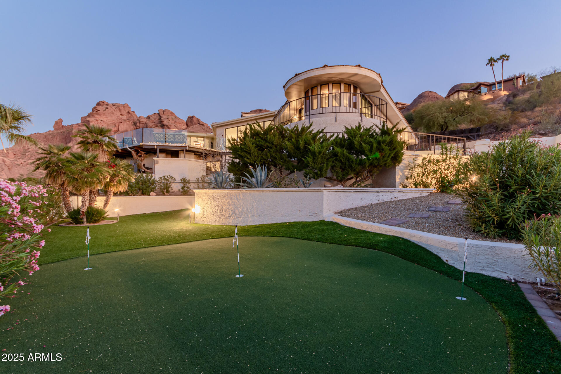 CAMELBACK HEIGHTS - Residential