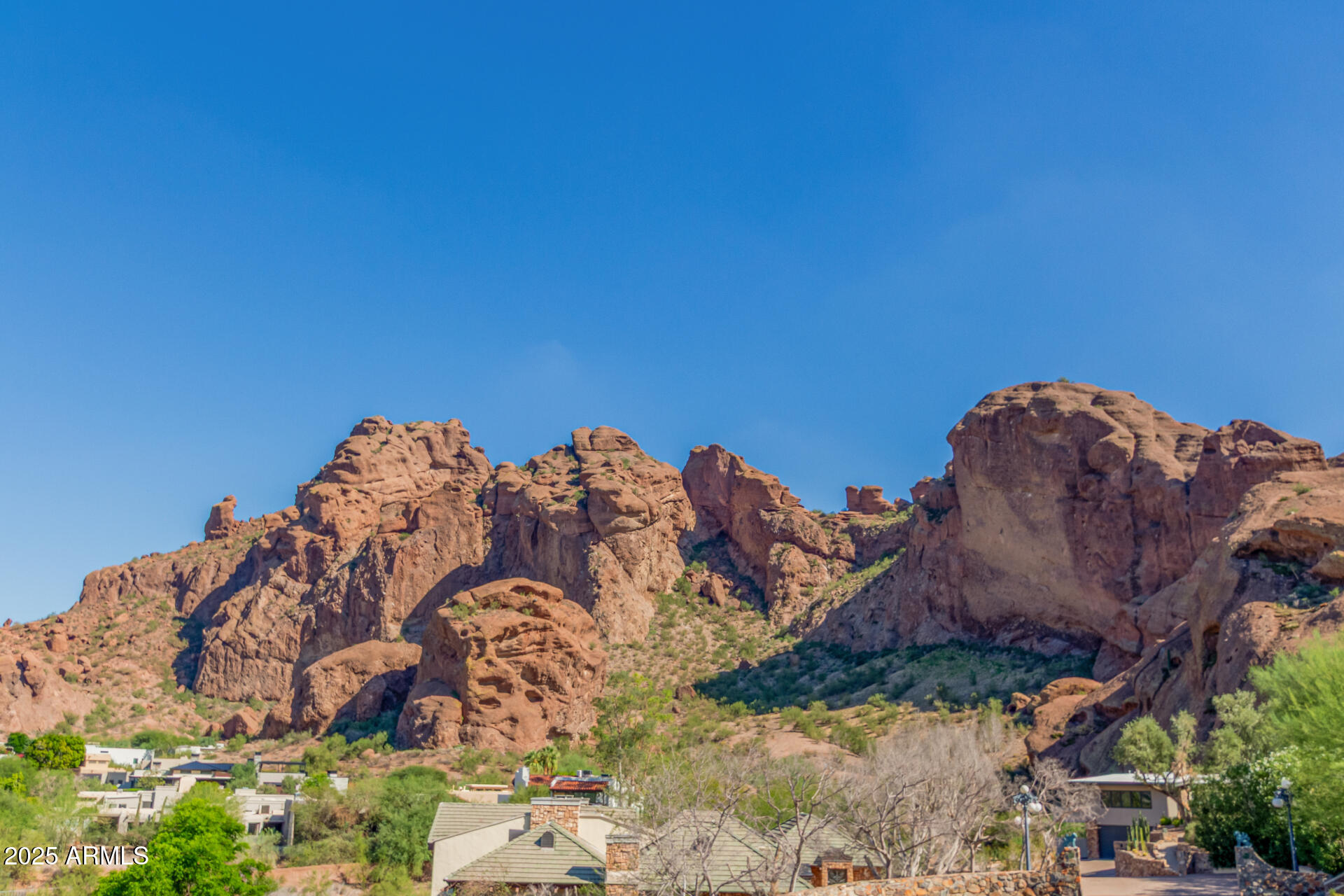 CAMELBACK HEIGHTS - Residential
