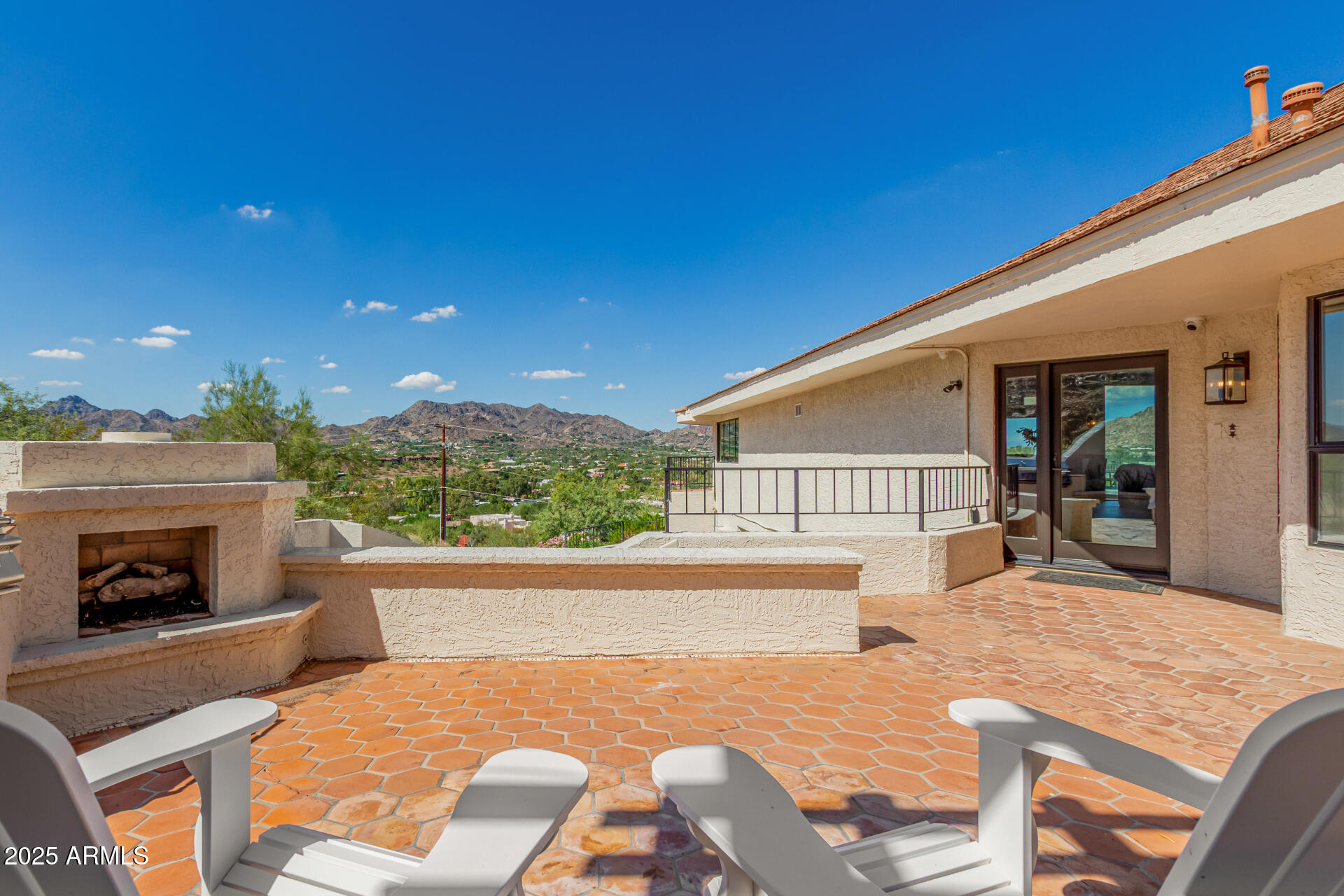 CAMELBACK HEIGHTS - Residential