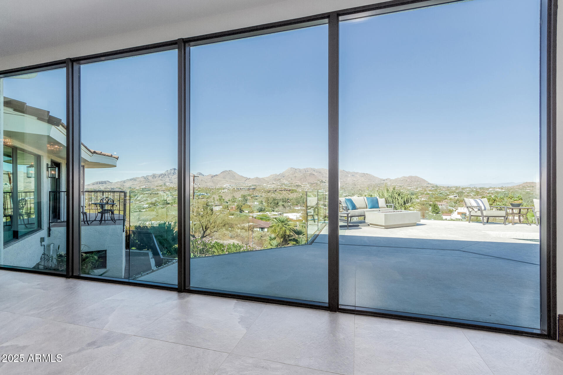CAMELBACK HEIGHTS - Residential